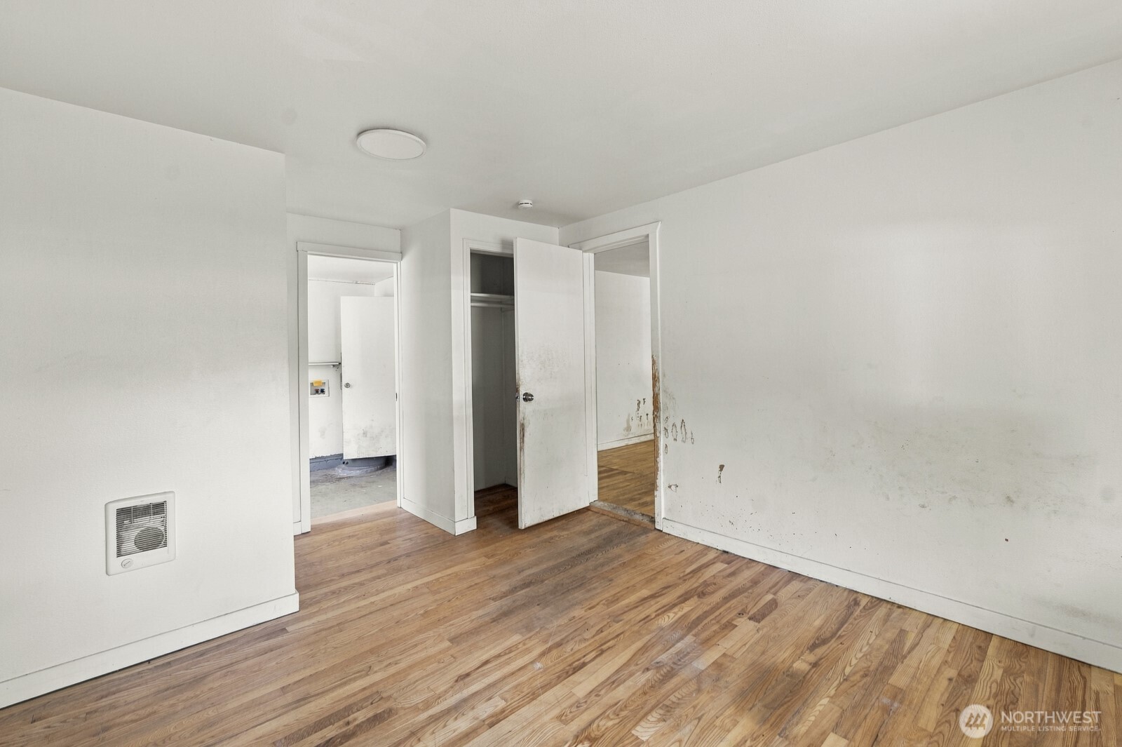 404 Edwards St Nw Property Photo 12