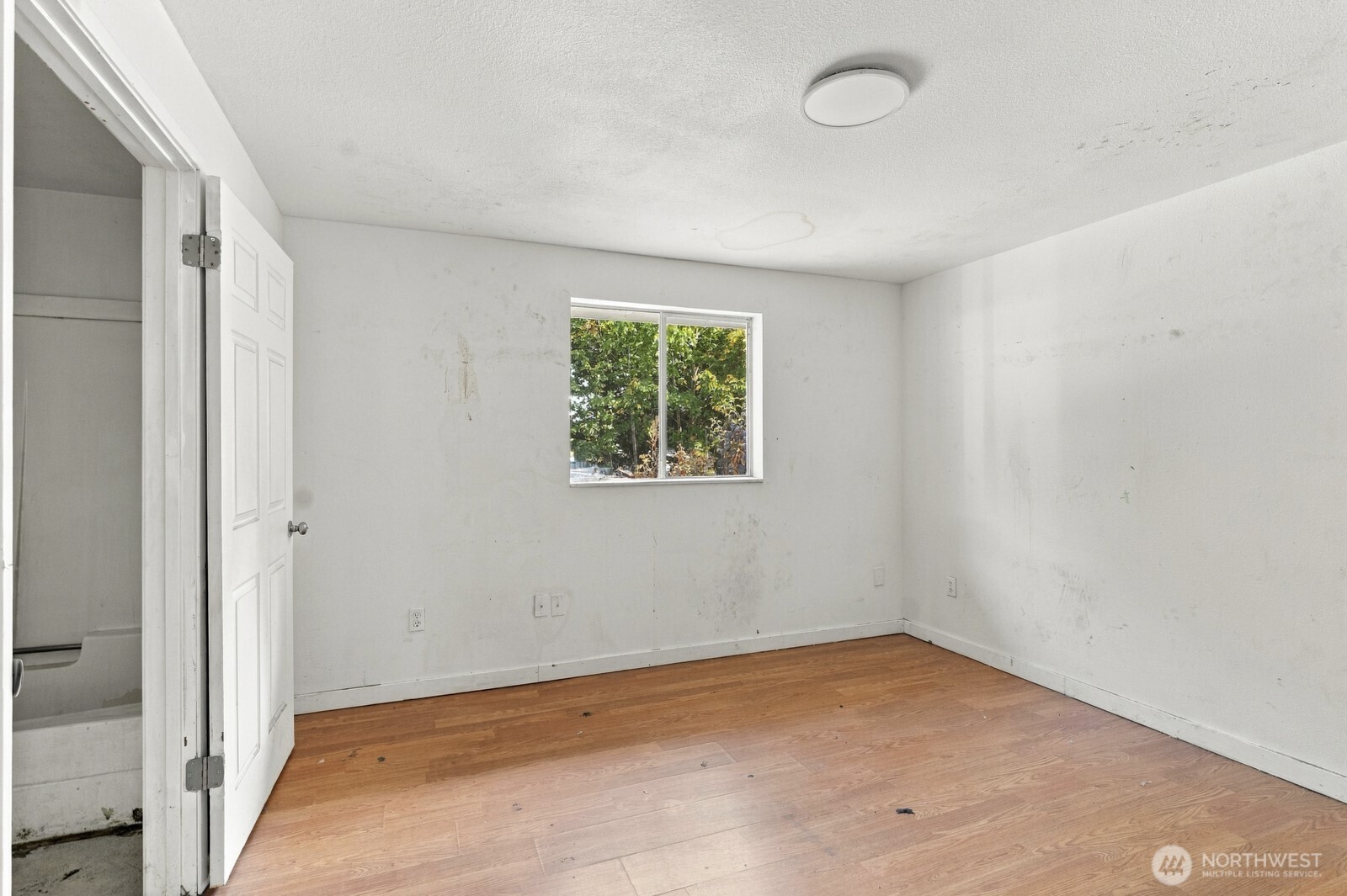 404 Edwards St Nw Property Photo 16