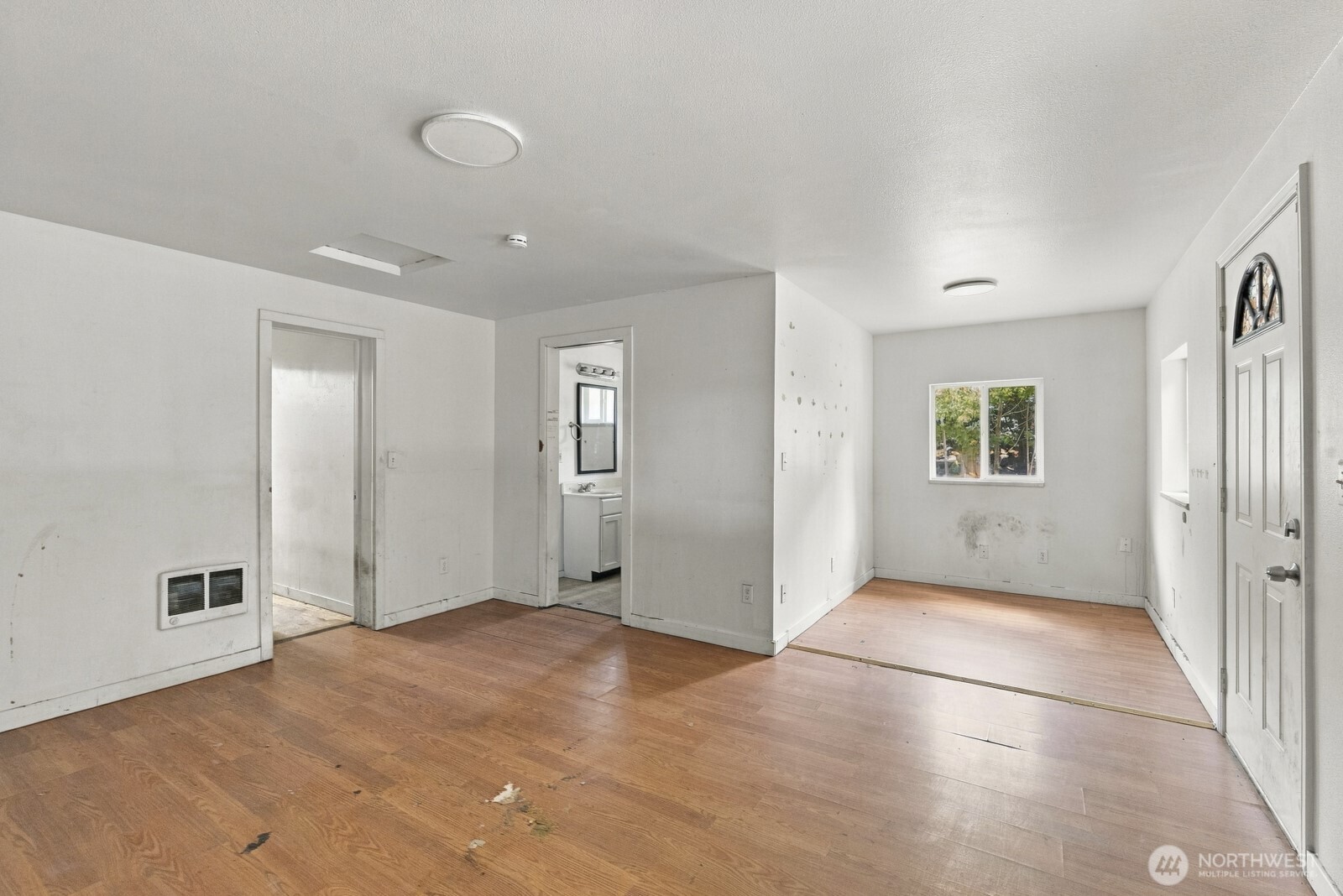 404 Edwards St Nw Property Photo 20