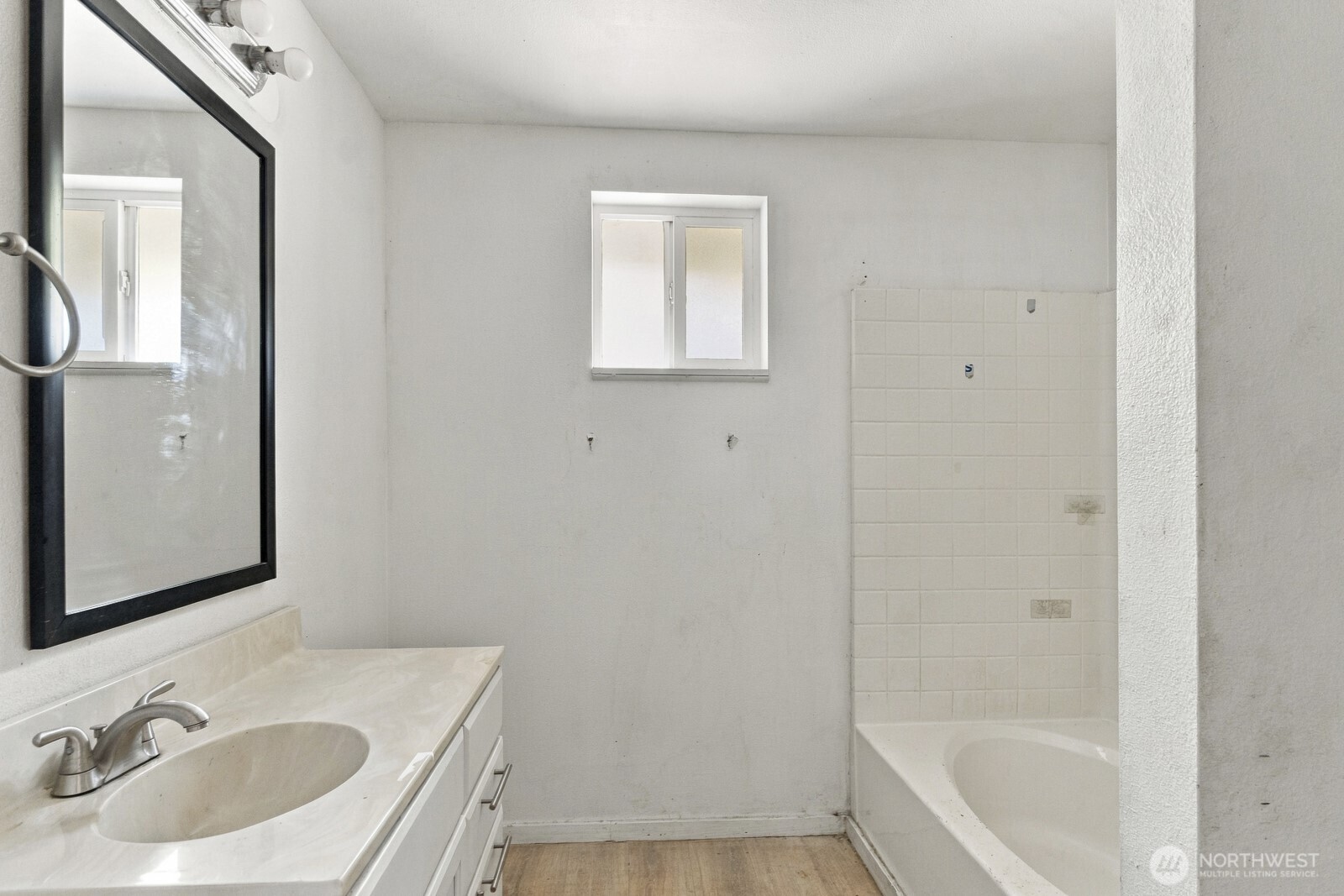 404 Edwards St Nw Property Photo 22