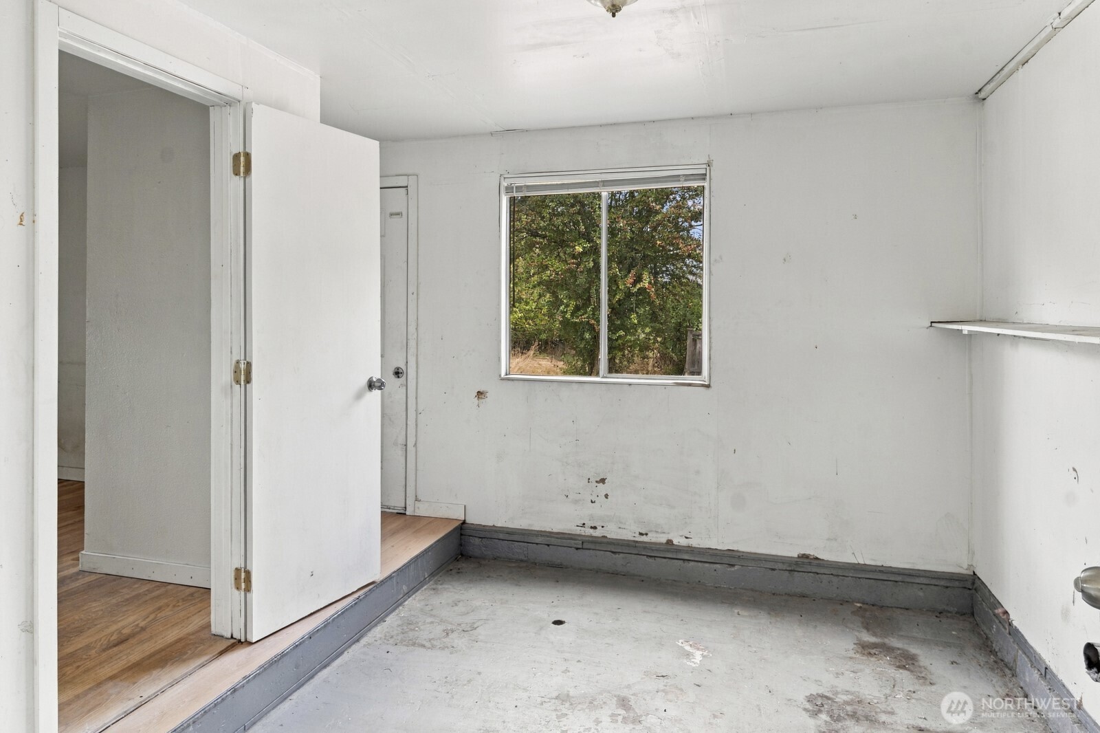 404 Edwards St Nw Property Photo 23