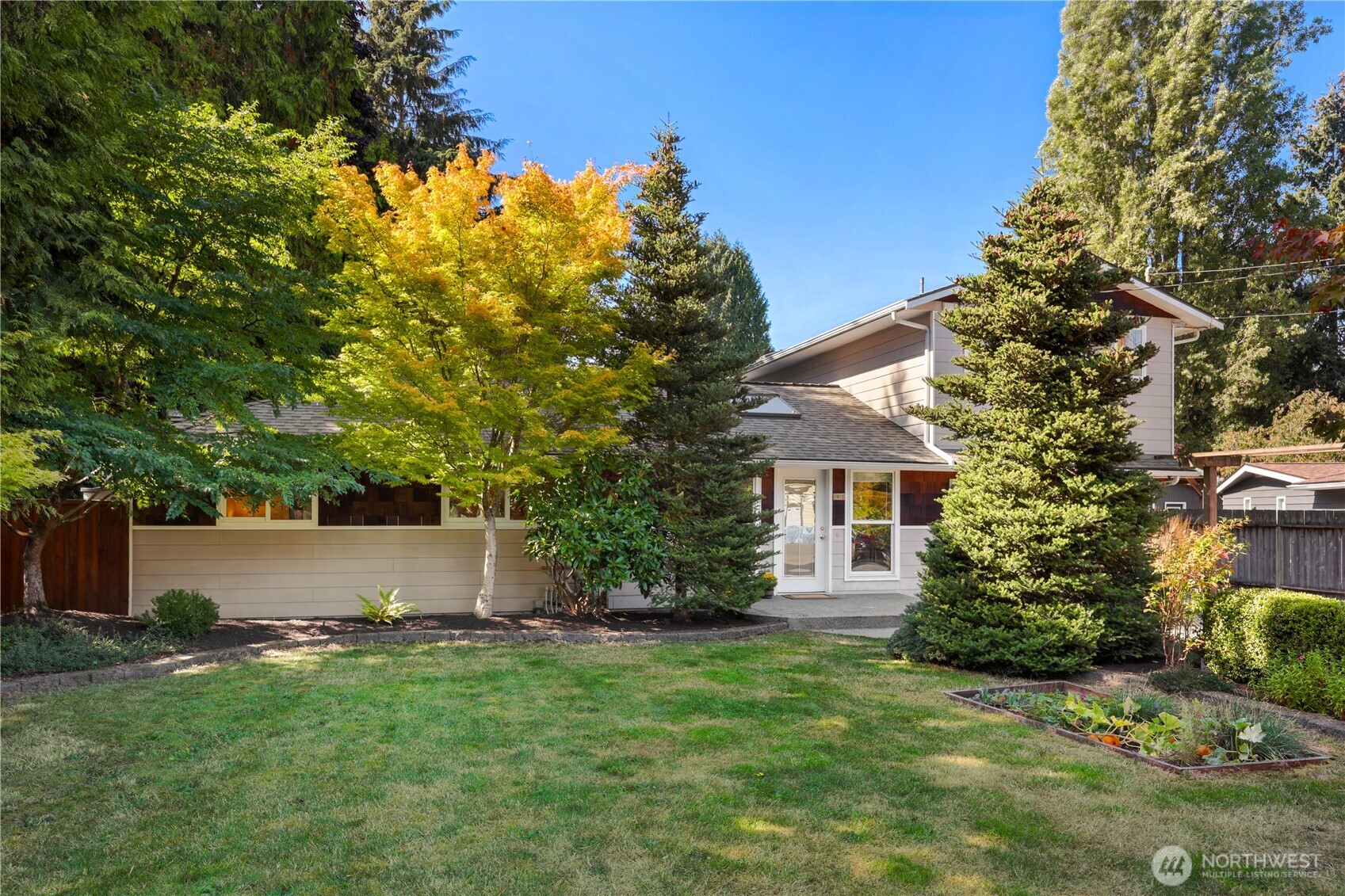 19012 78th Place Property Photo 1