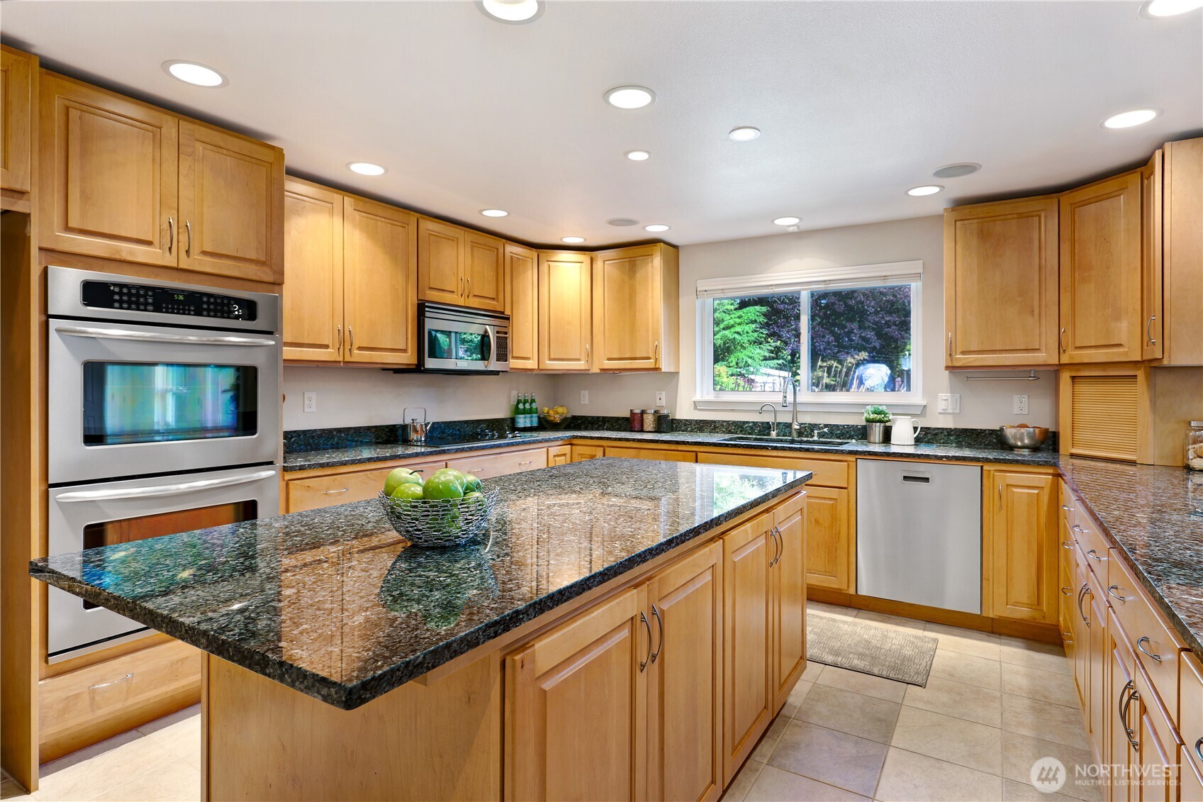 19012 78th Place Property Photo 15