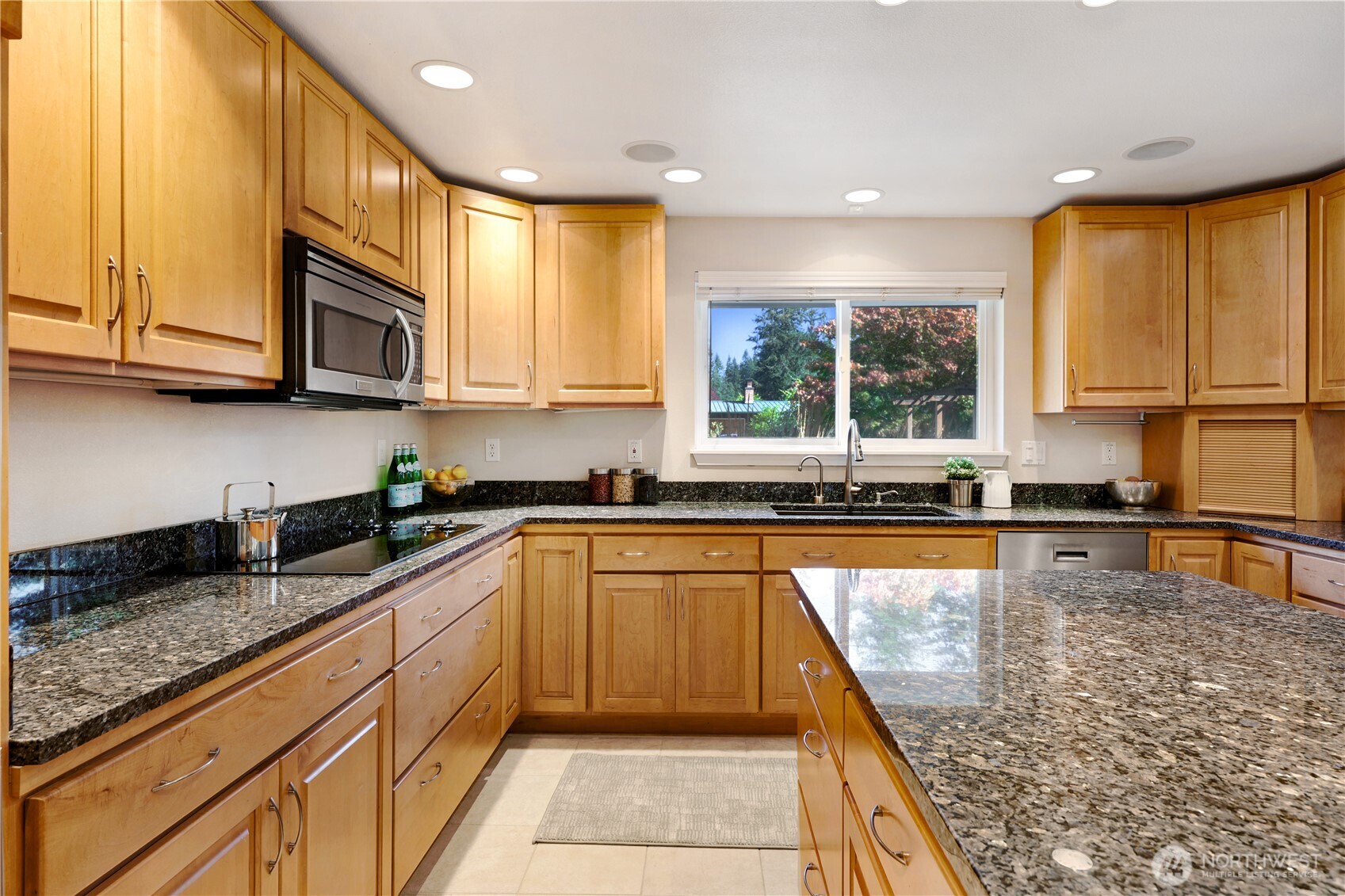 19012 78th Place Property Photo 17
