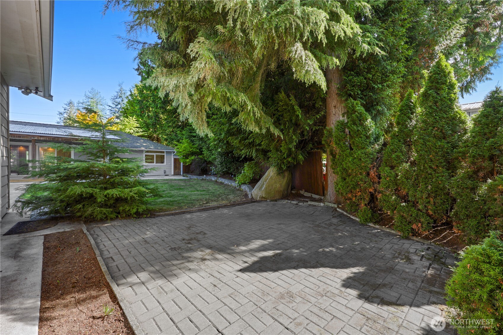 19012 78th Place Property Photo 37