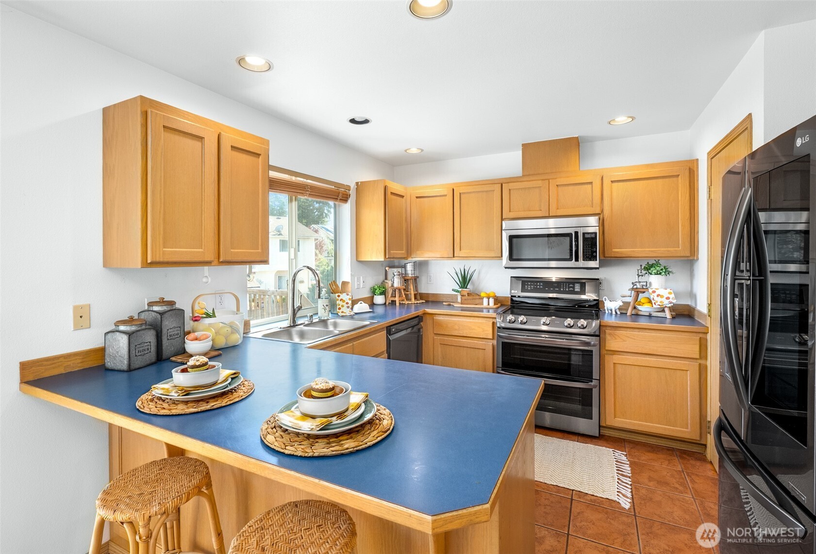 7417 3rd Drive Property Photo 4