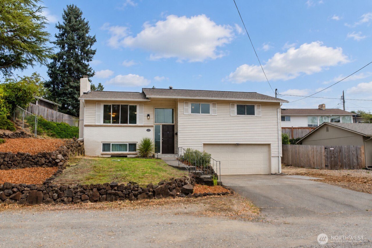 1511 N James Street Property Photo 1