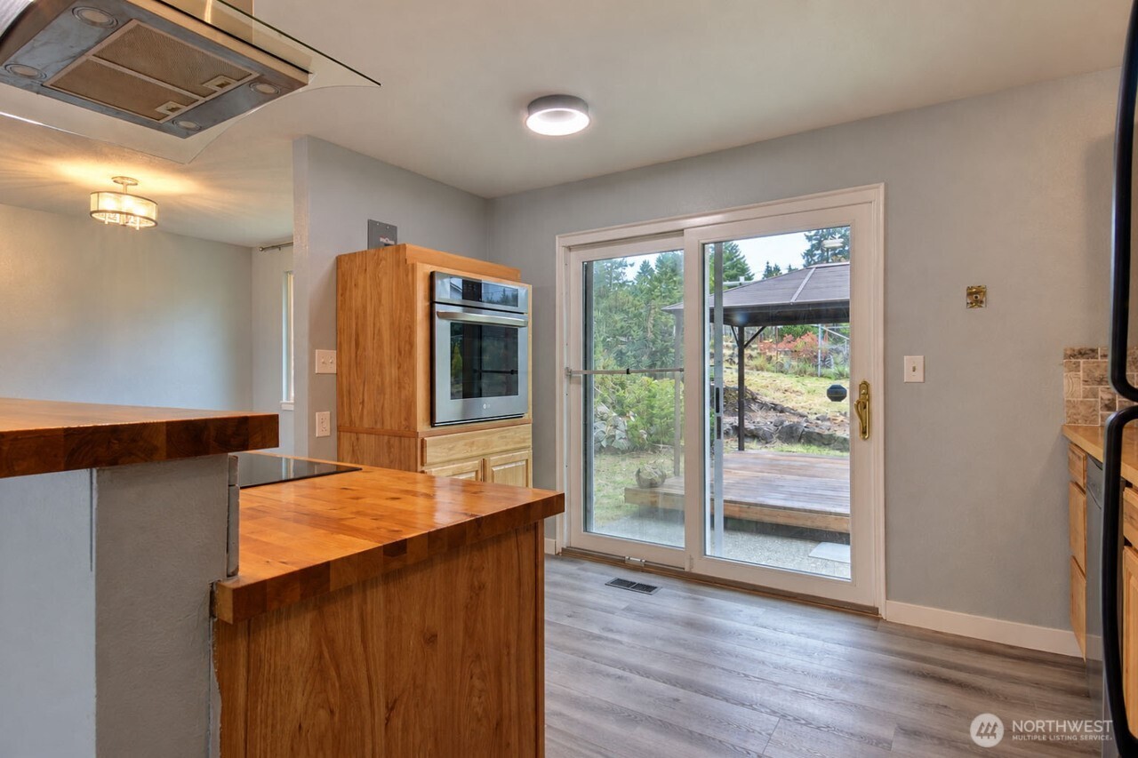 1511 N James Street Property Photo 4