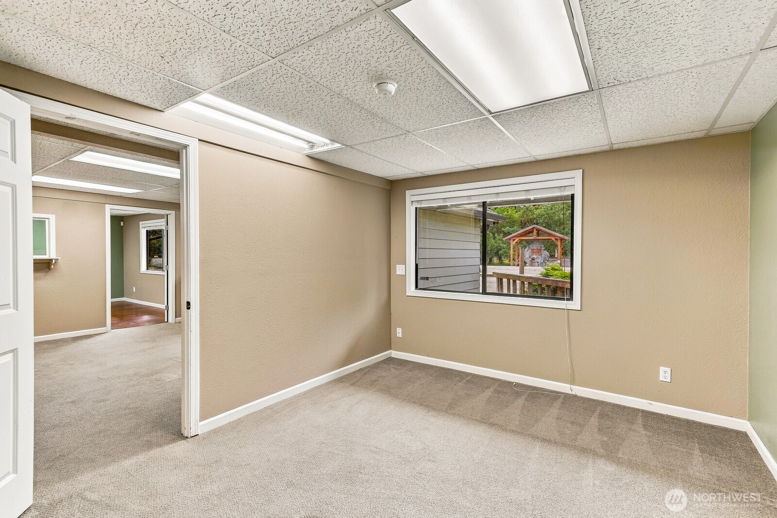 31503 Us 2 Property Photo 12