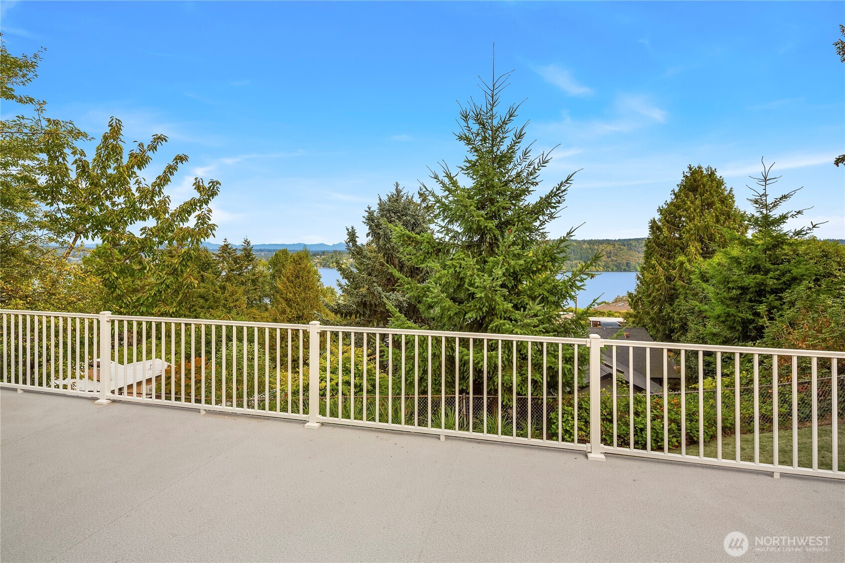 14516 37th Avenue Property Photo 5