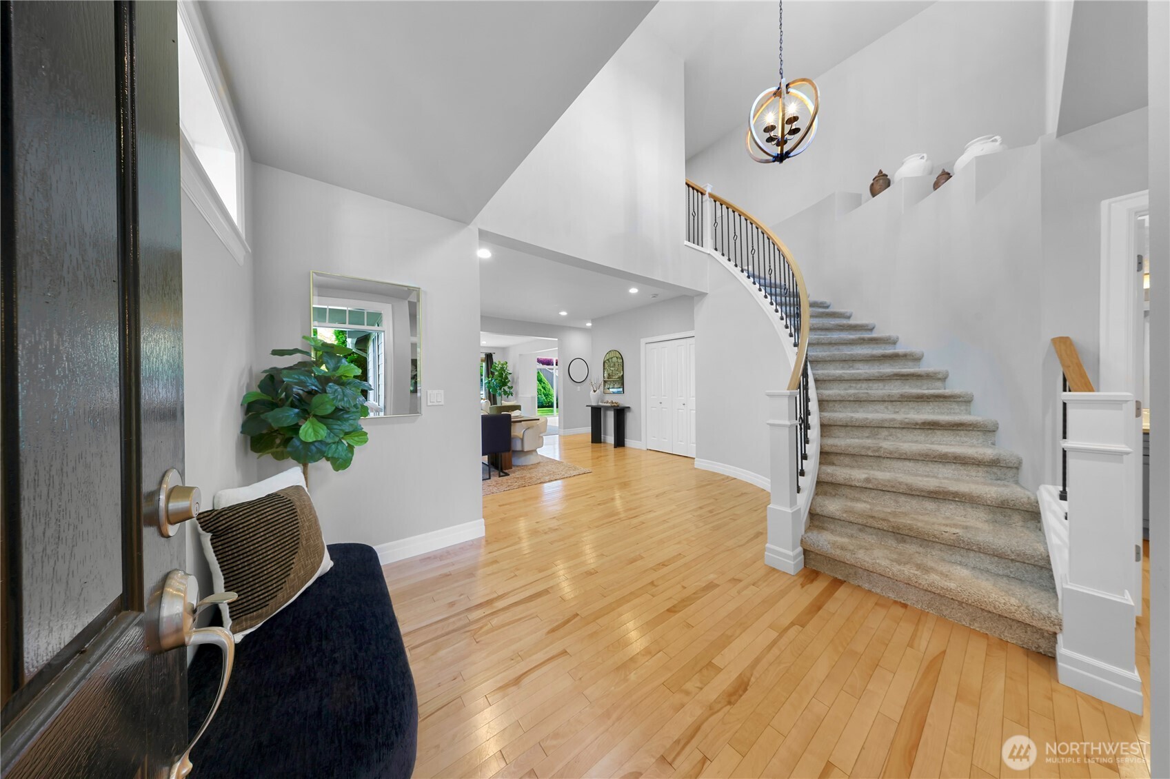 6424 E Crest View Loop Property Photo 3
