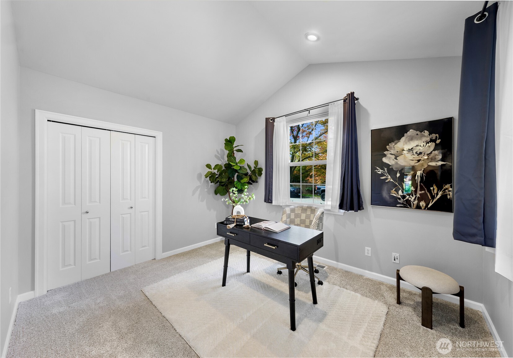 6424 E Crest View Loop Property Photo 13