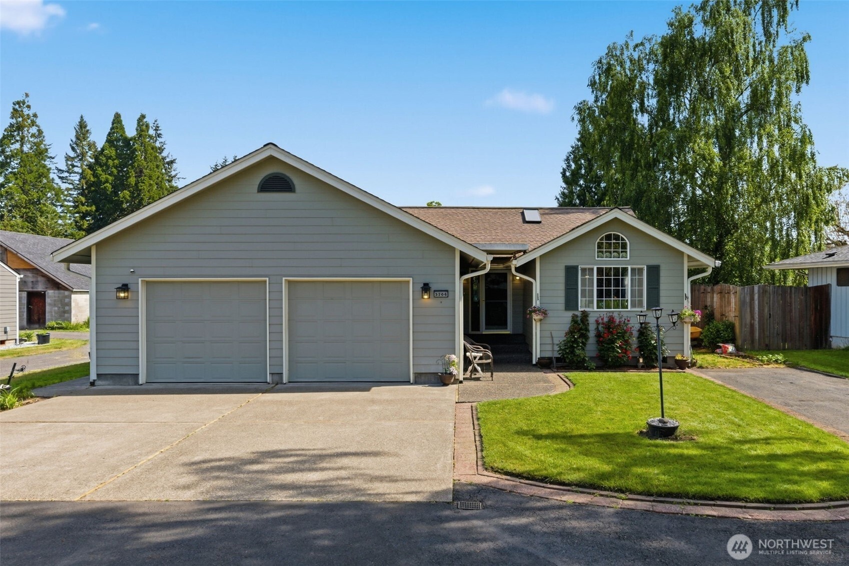 3206 Olympia Way Property Photo 4
