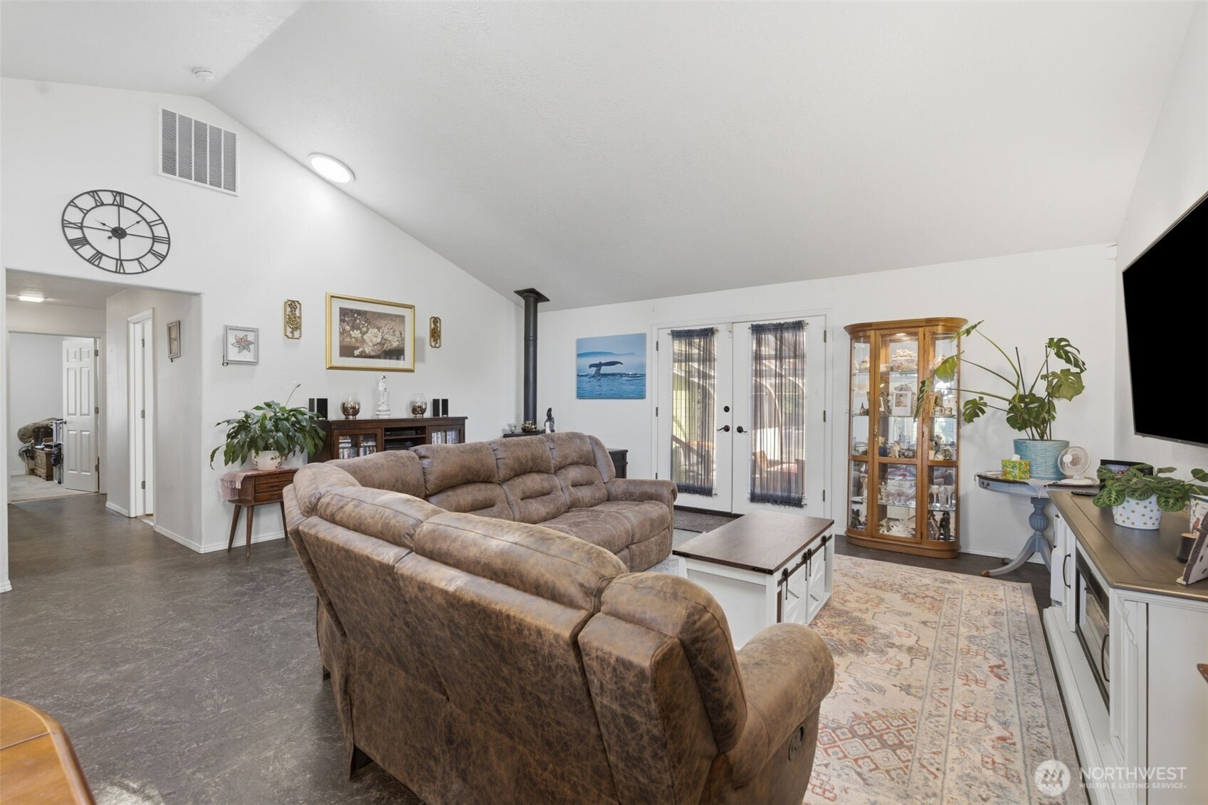 3206 Olympia Way Property Photo 10