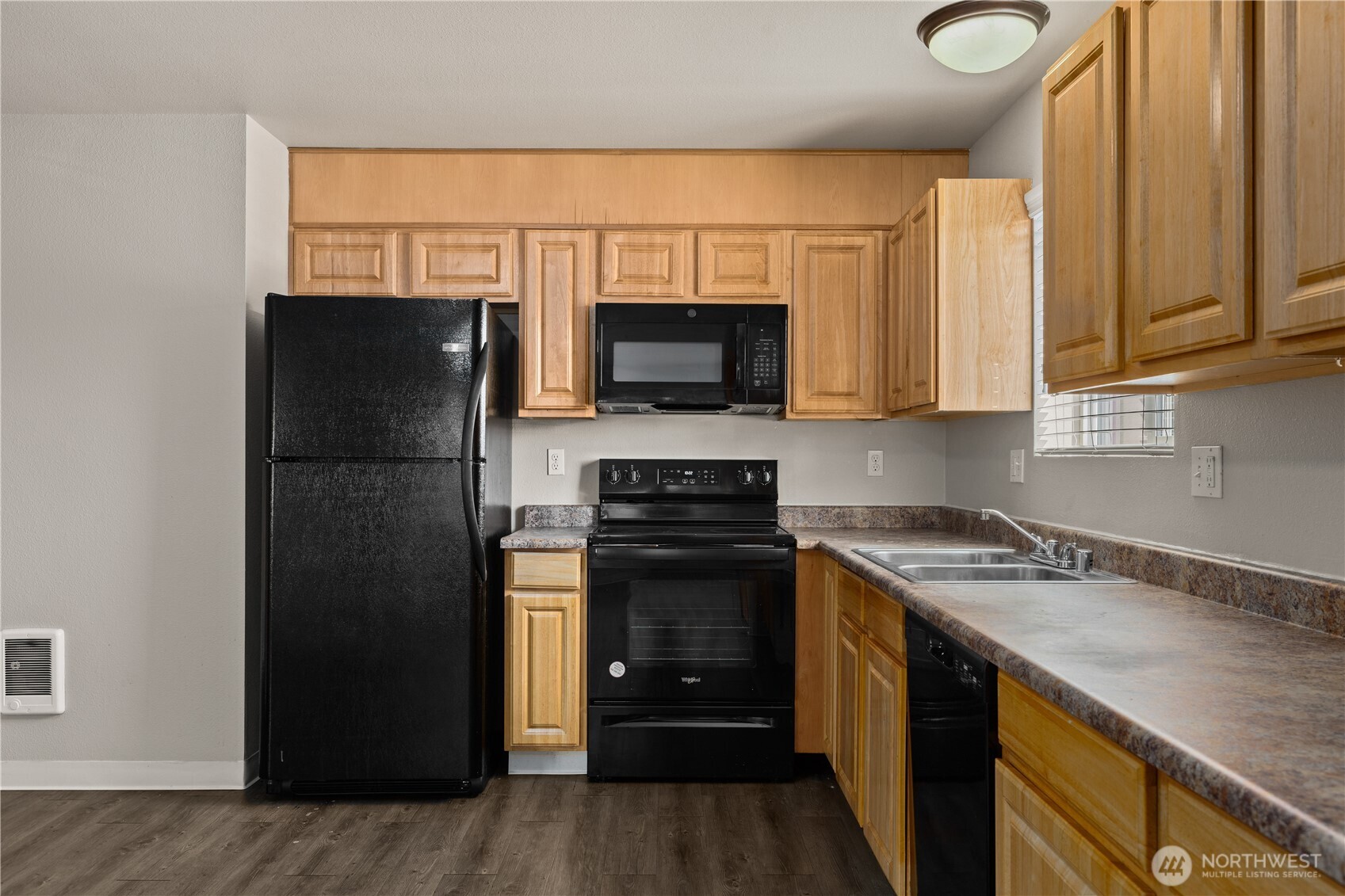 10790 16th Avenue Property Photo 15