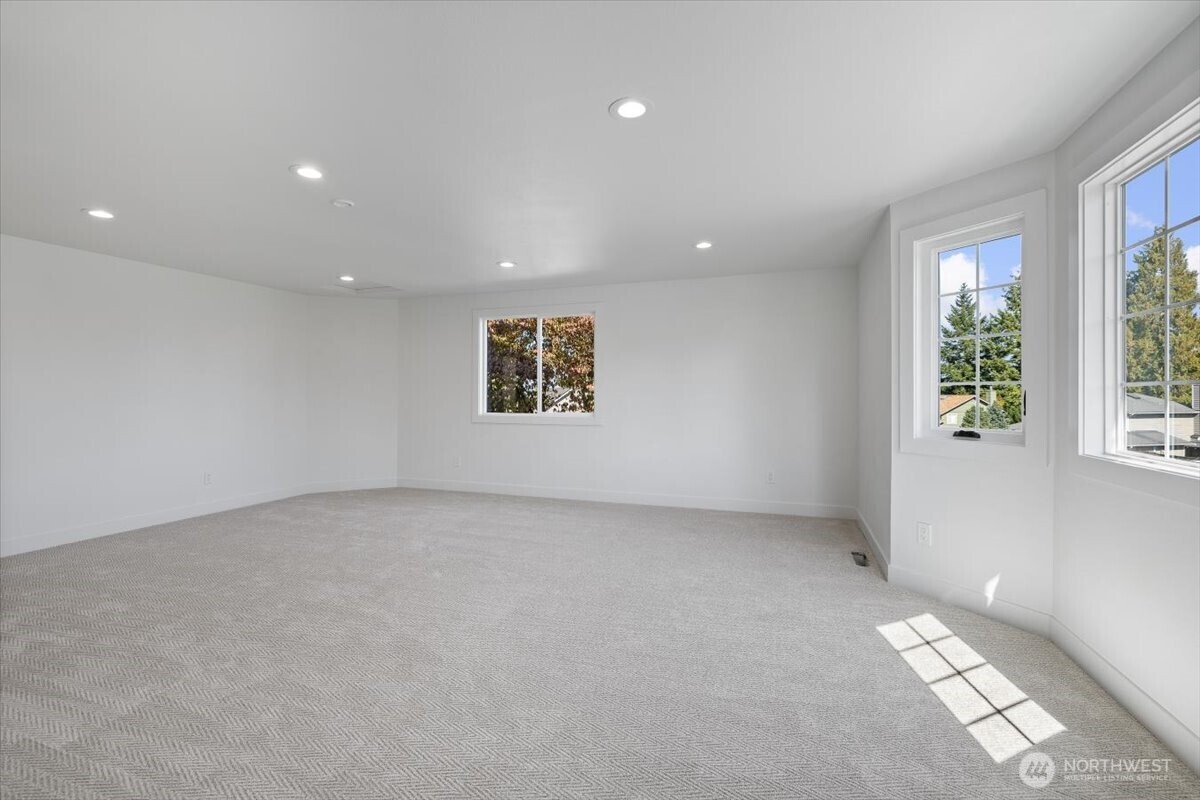 14116 64th Drive Property Photo 17