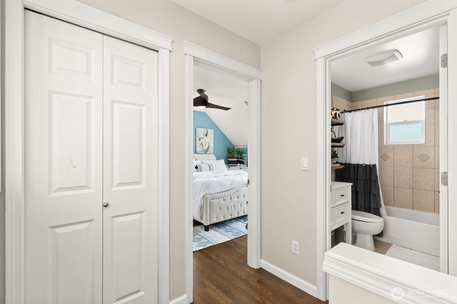 7110 California Avenue Property Photo 15