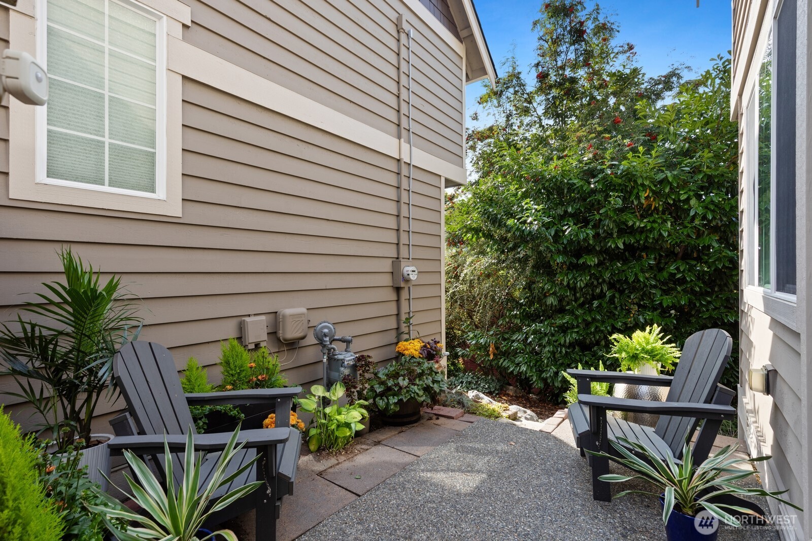 7110 California Avenue Property Photo 22
