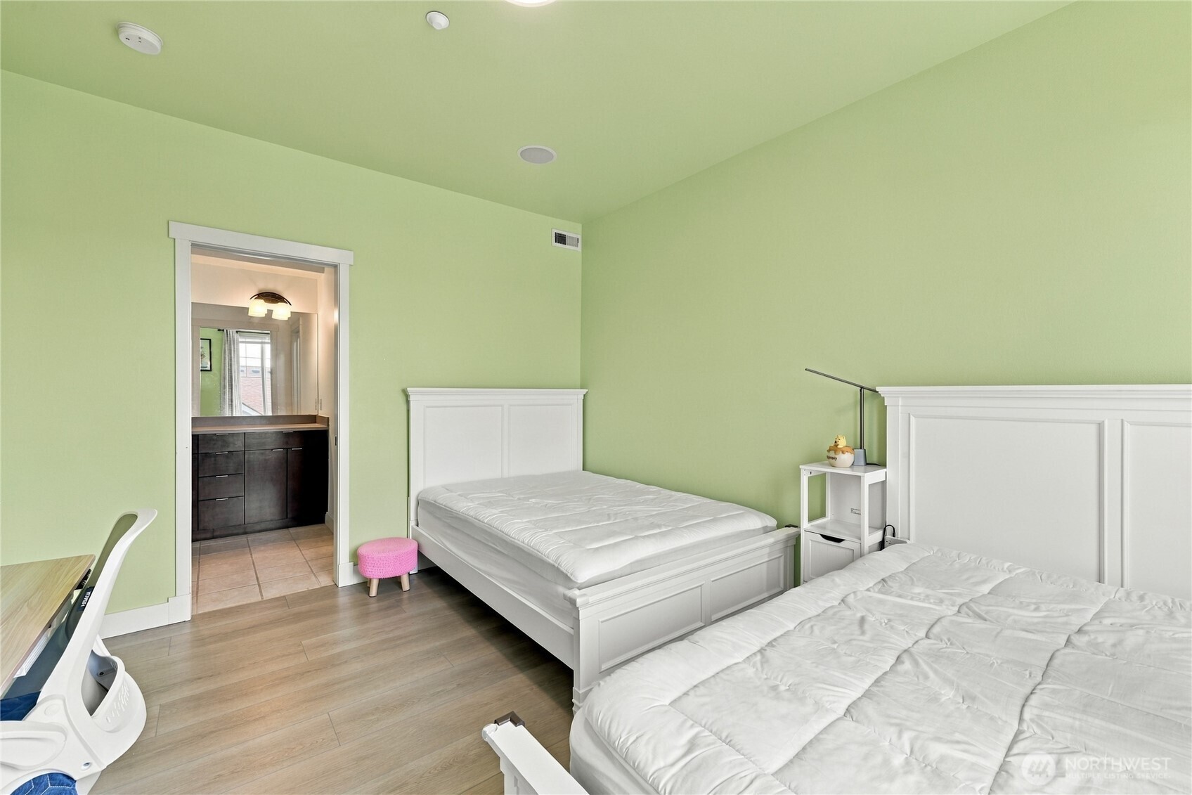 1601 Ne Katsura Street 101 Property Photo 20