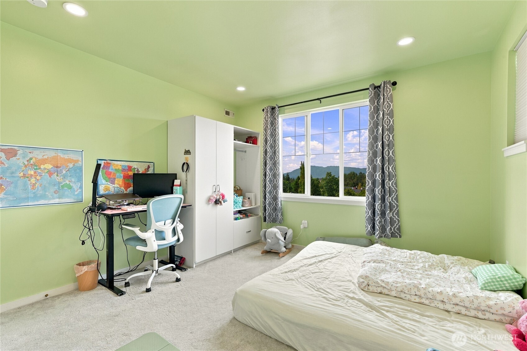1601 Ne Katsura Street 101 Property Photo 30
