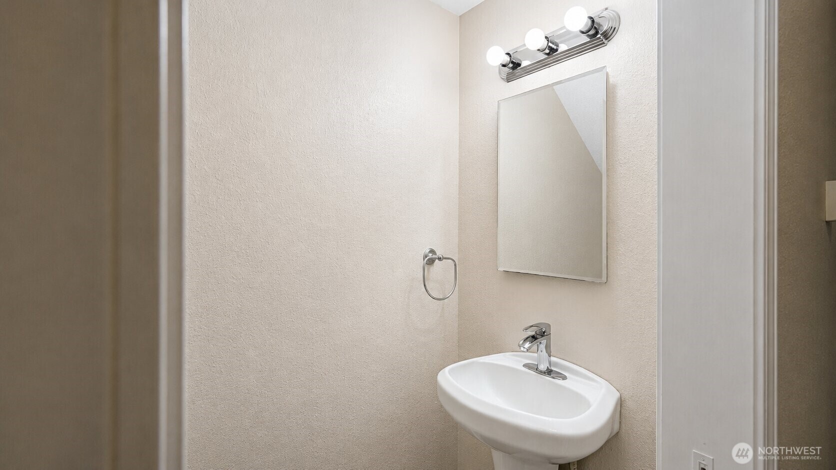 13367 Ambaum Boulevard Property Photo 13