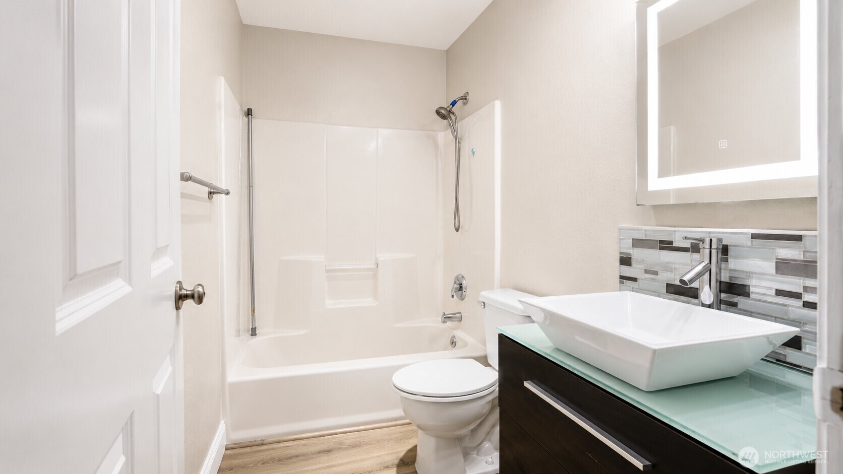 13367 Ambaum Boulevard Property Photo 20