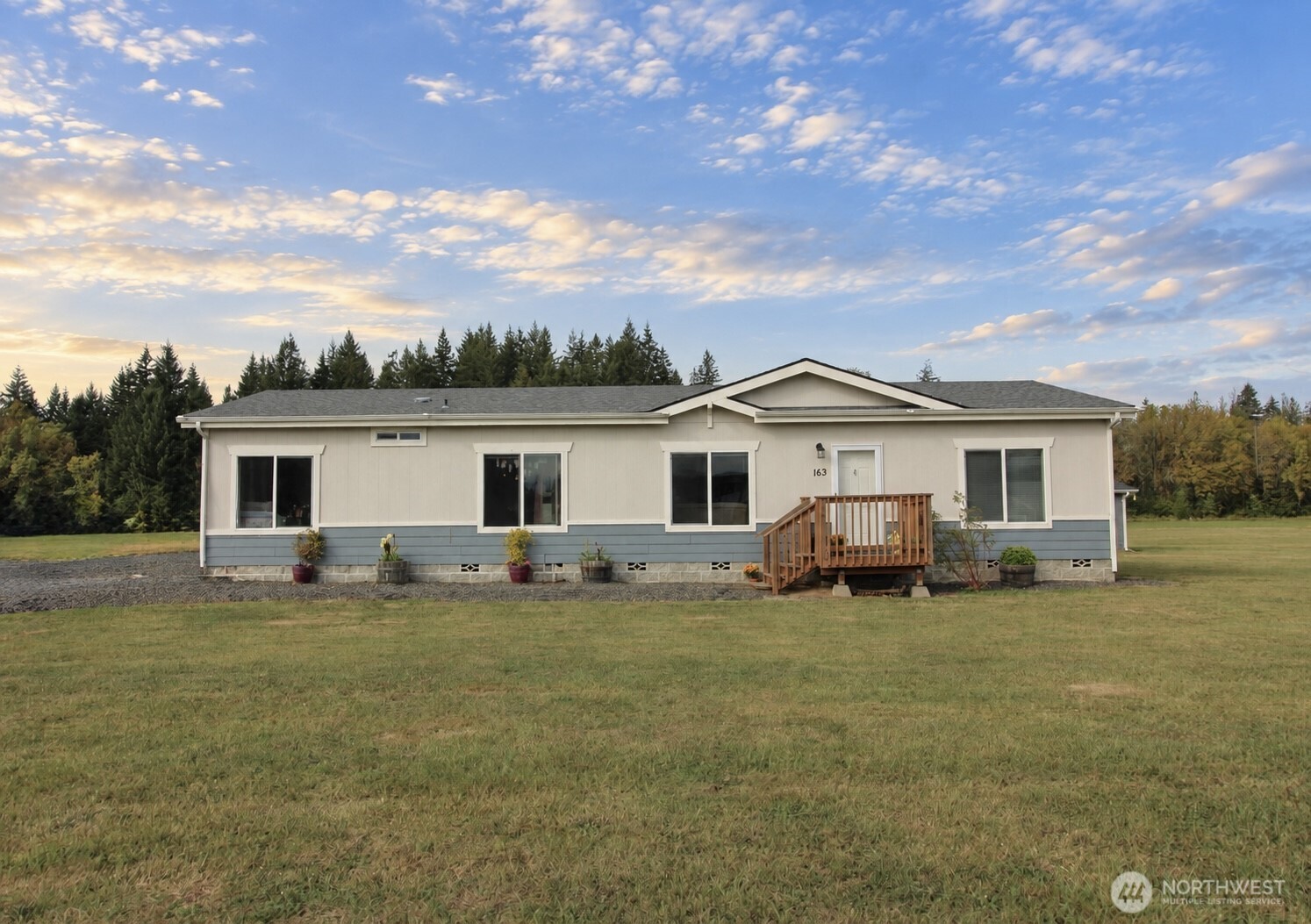 163 Apple Tree Lane Property Photo 2