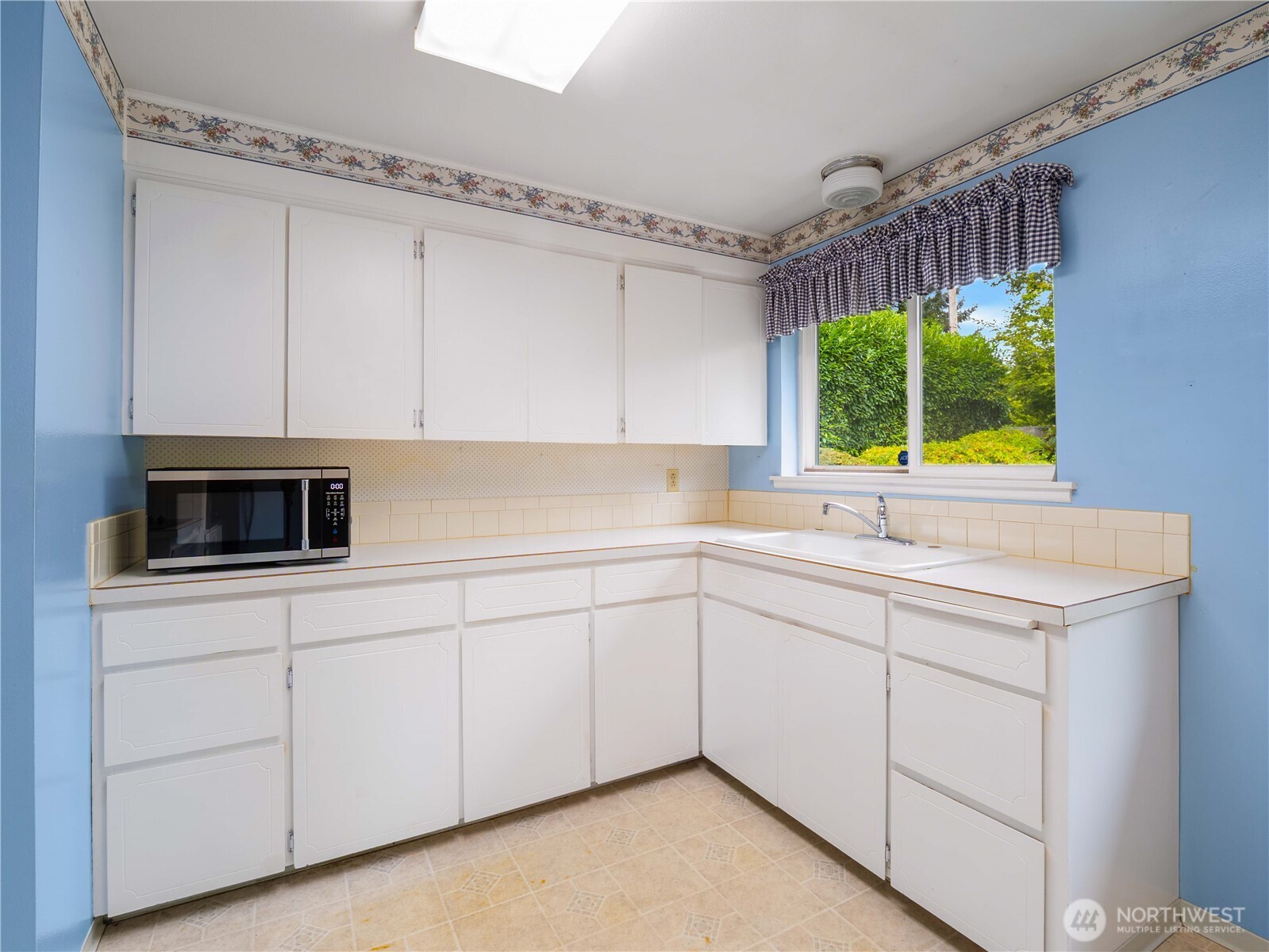 2404 S 360th Street Property Photo 8