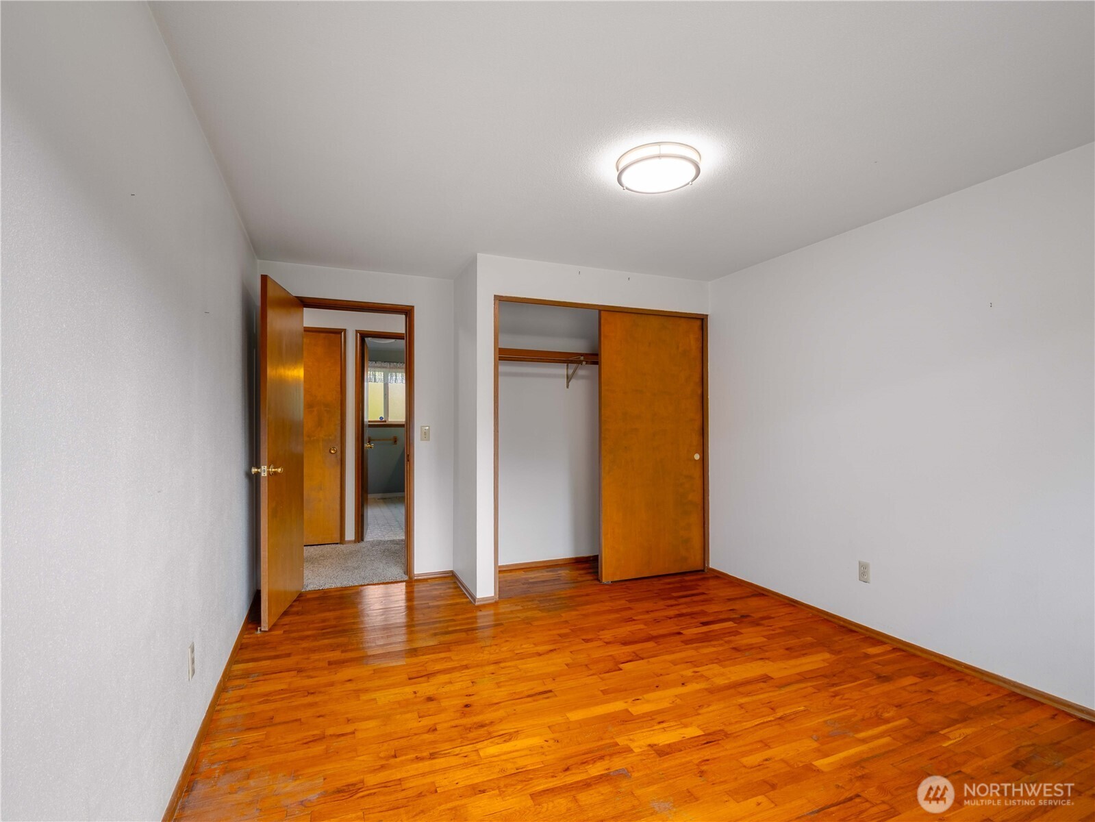 2404 S 360th Street Property Photo 19