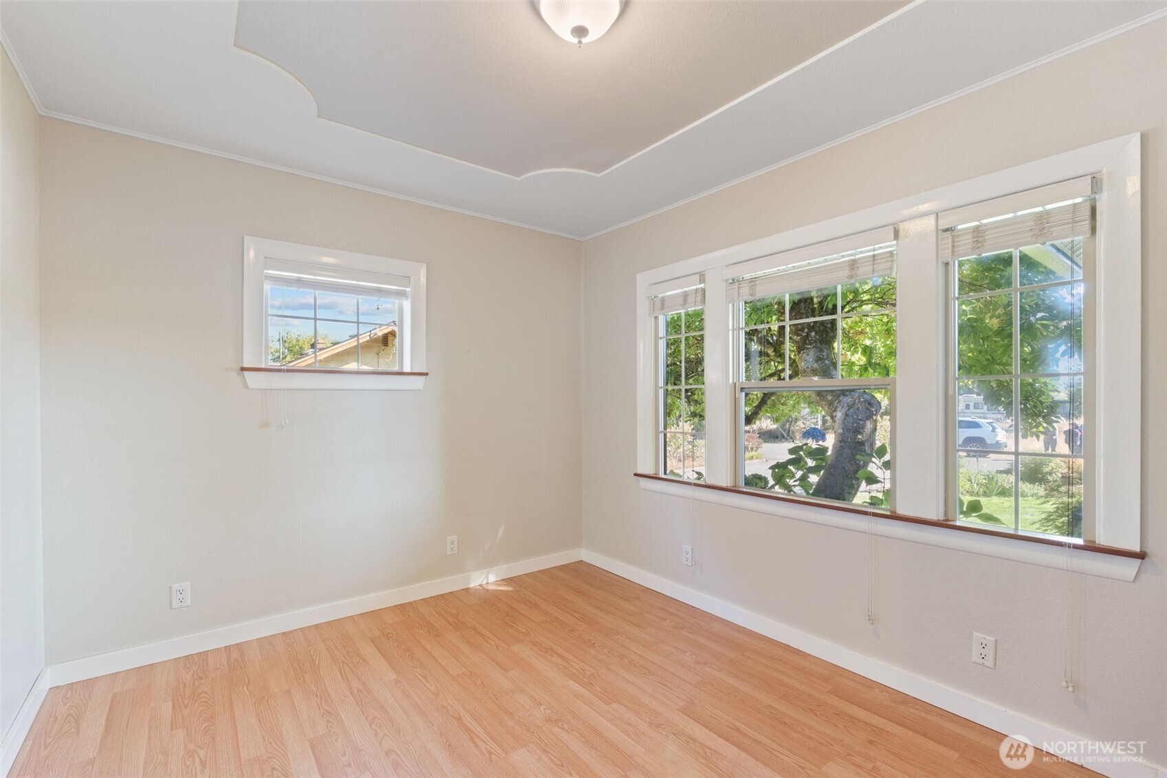 811 Euclid Way Property Photo 8