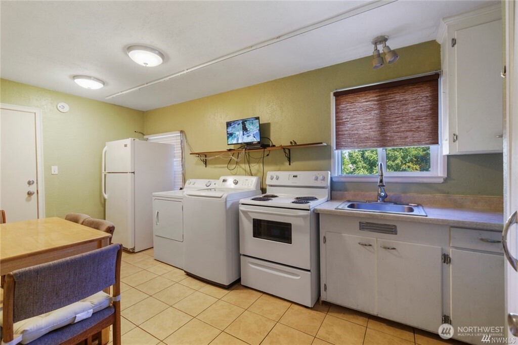 125 Hayes Place 1 & 2 Property Photo 12