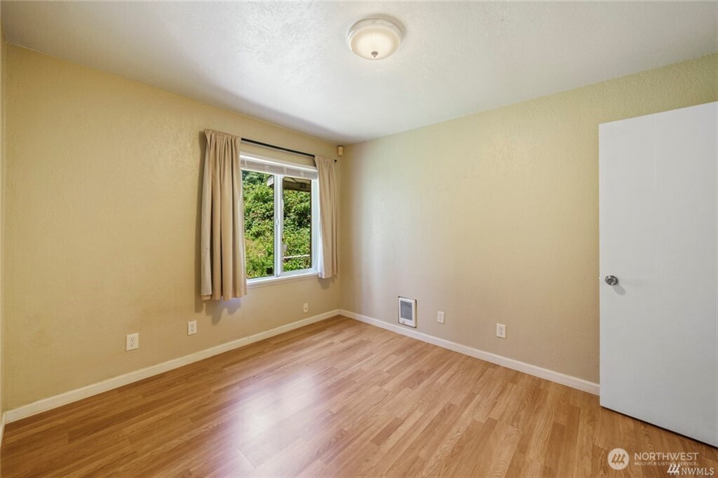 125 Hayes Place 1 & 2 Property Photo 15