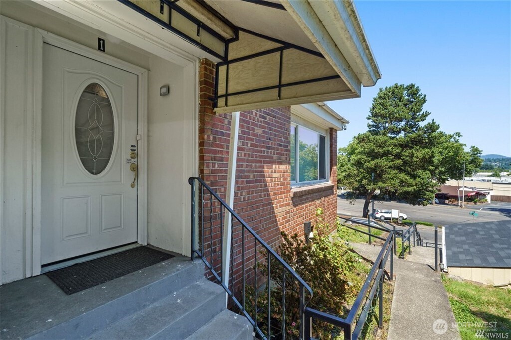 125 Hayes Place 1 & 2 Property Photo 19