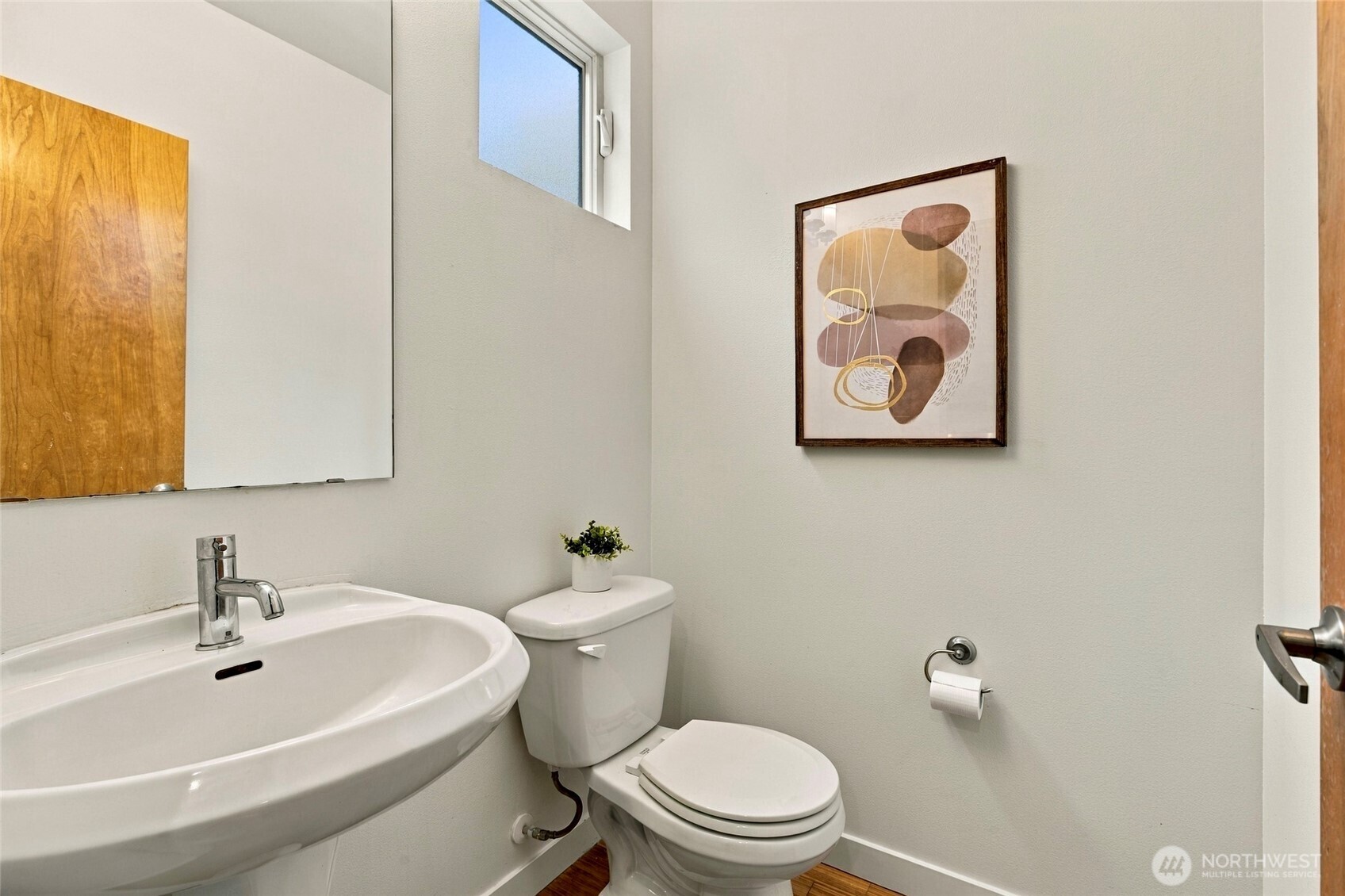 3833 S Angeline Street Property Photo 13