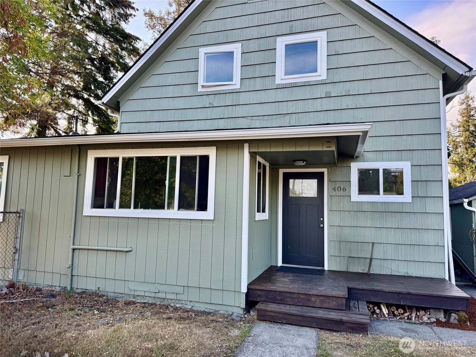 406 117th Street Property Photo 2
