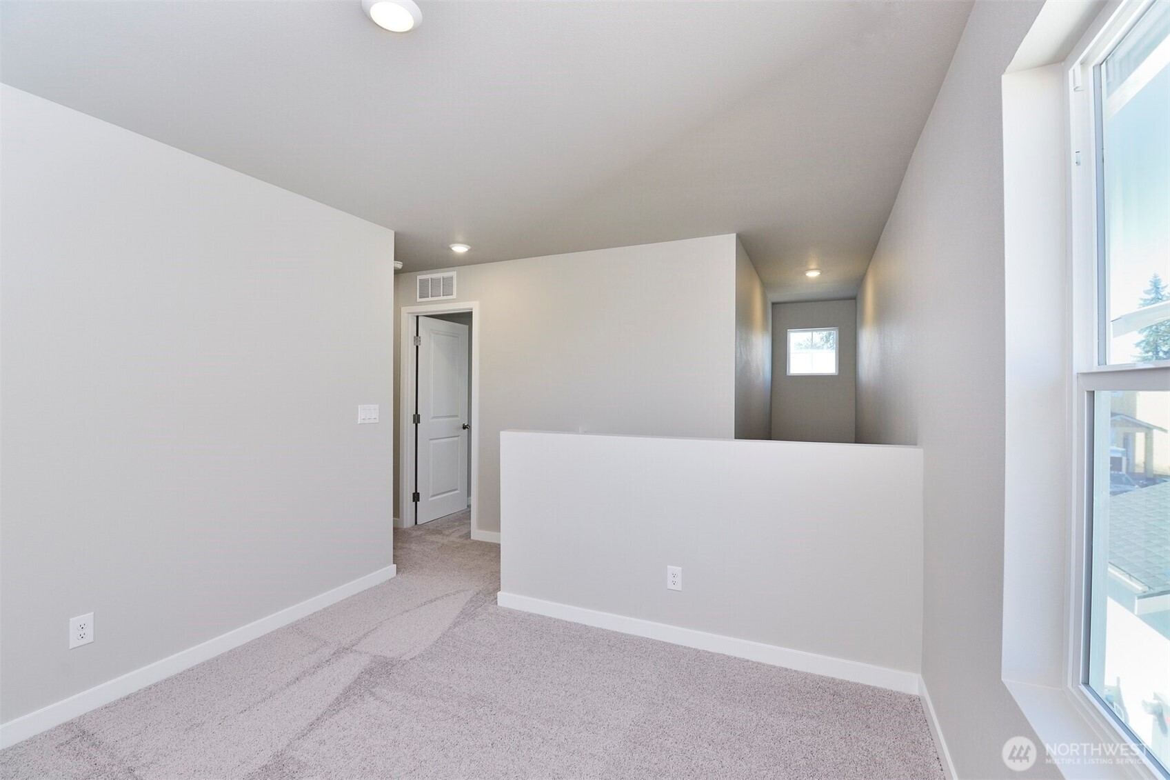 9734 Brown Street Property Photo 7