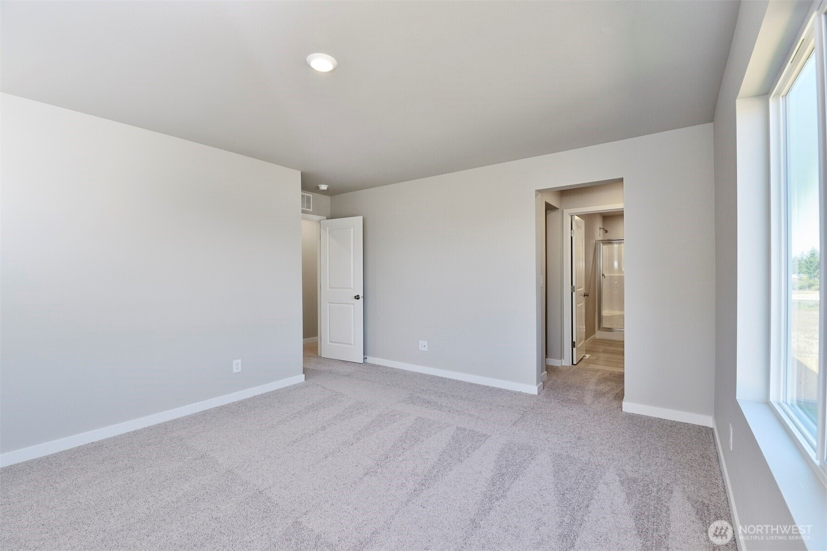 9734 Brown Street Property Photo 8