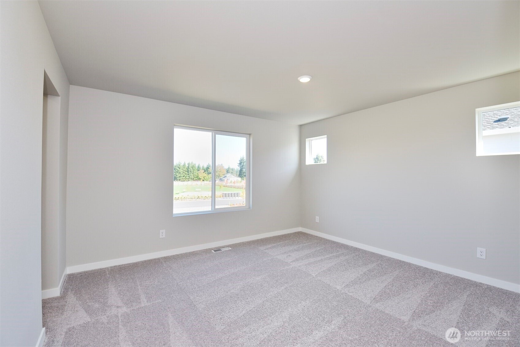 9734 Brown Street Property Photo 10