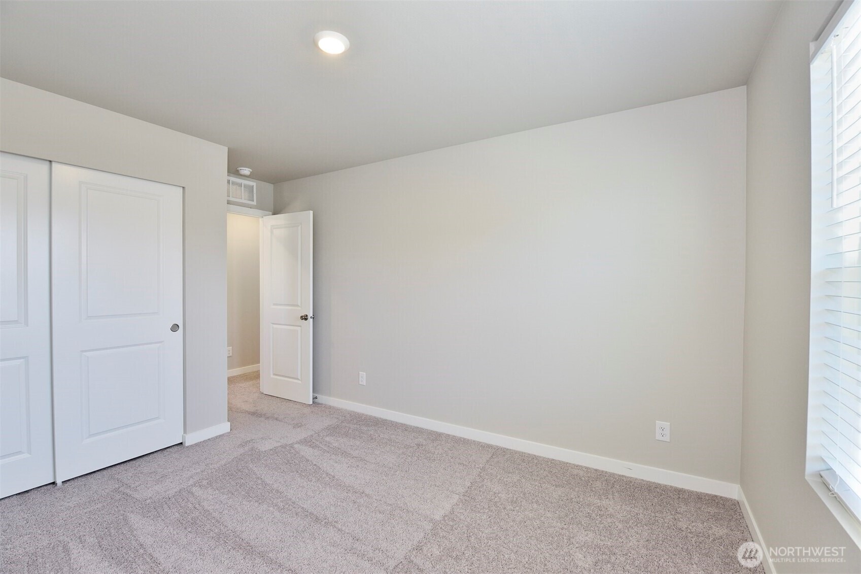 9734 Brown Street Property Photo 12