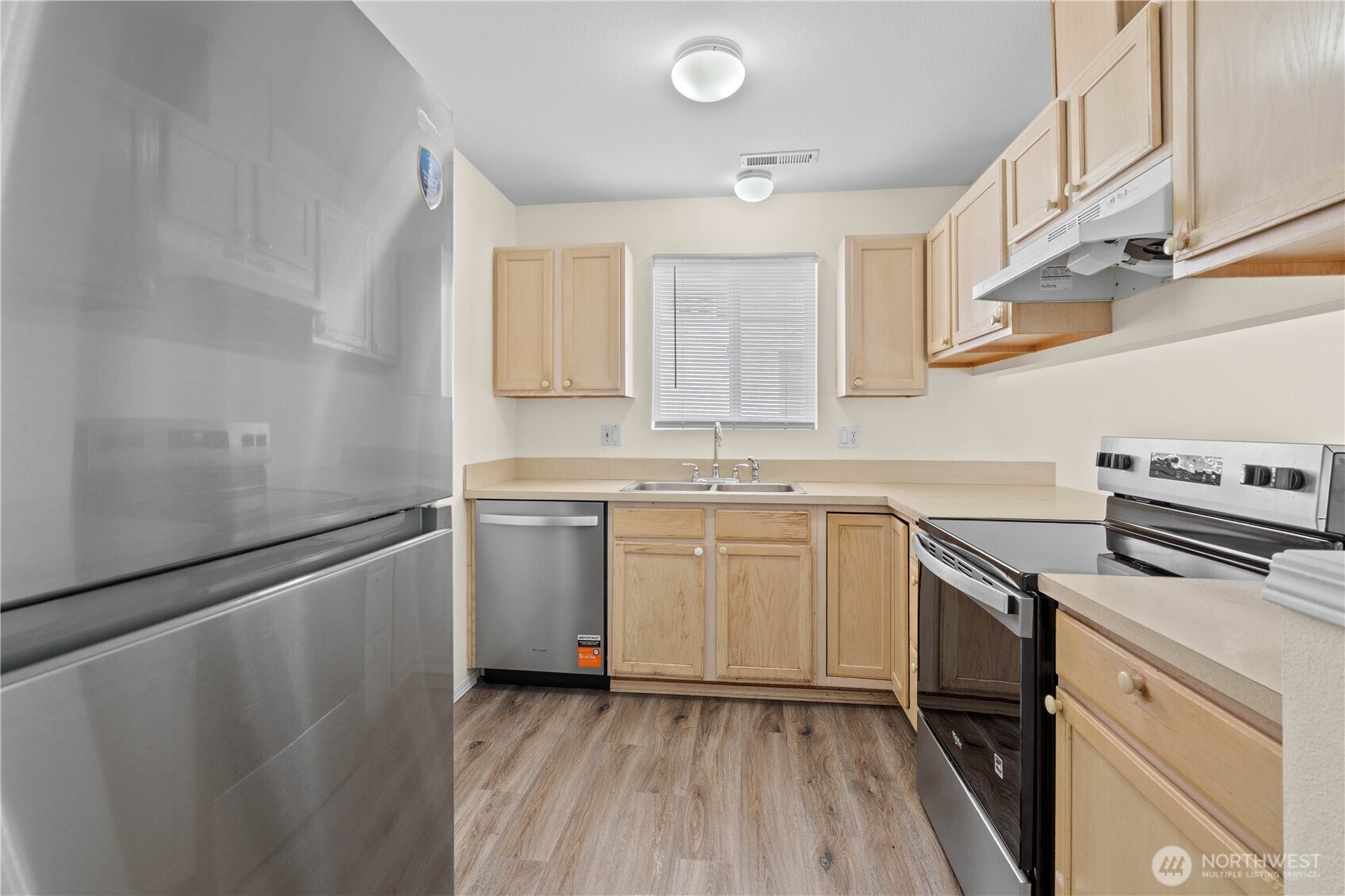 19717 14th Avenue Property Photo 8