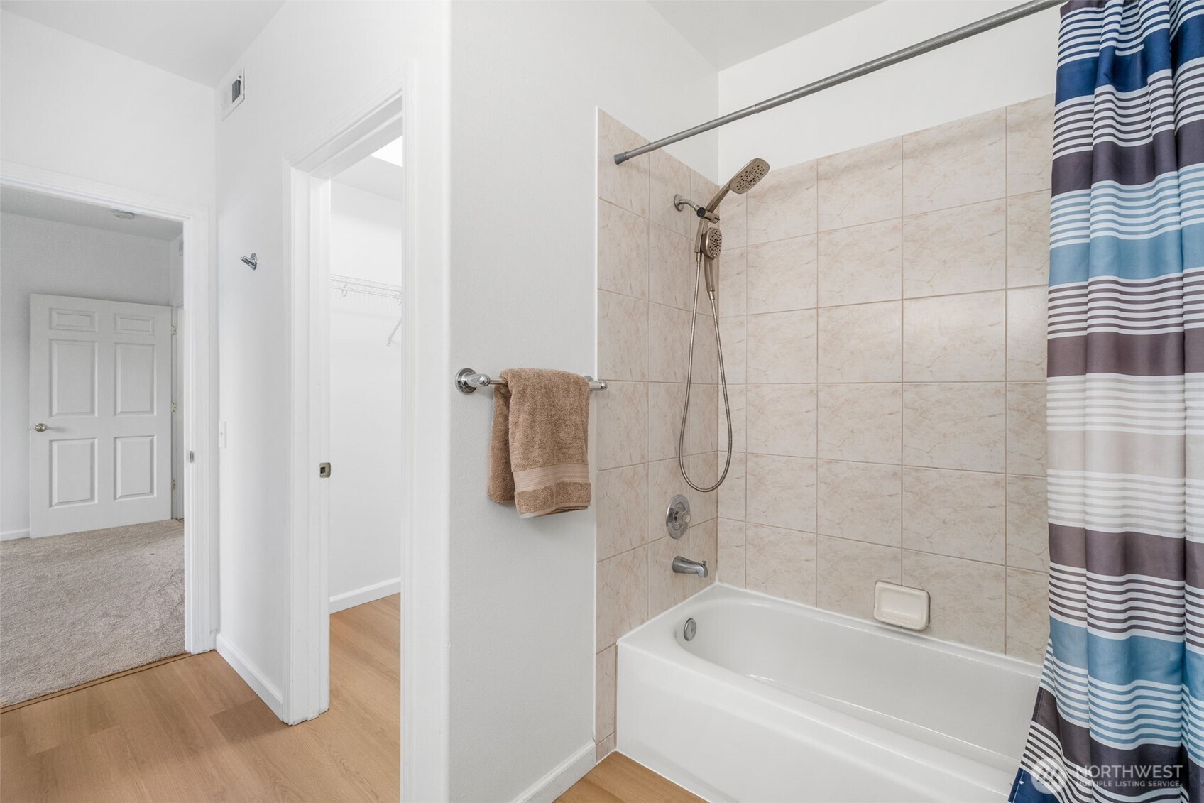 2420 Grand Avenue 102 Property Photo 21