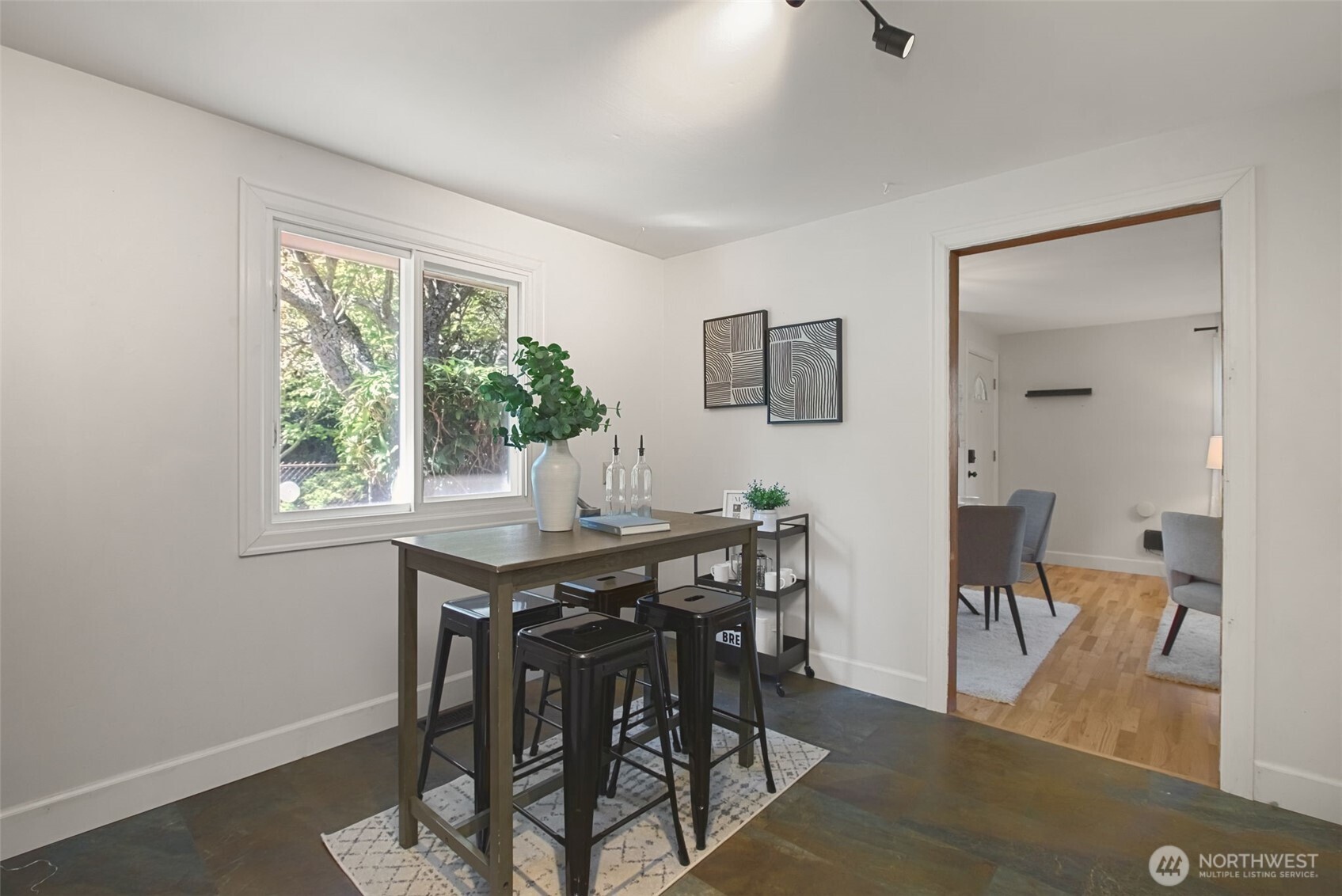 18806 4th Avenue Property Photo 10