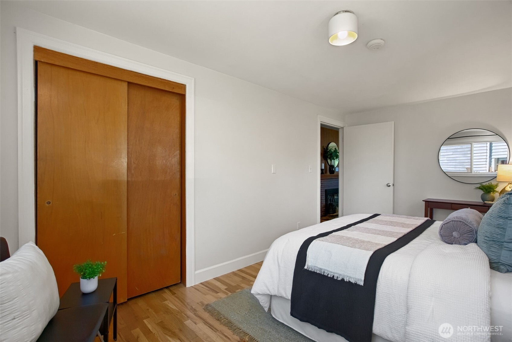 18806 4th Avenue Property Photo 27