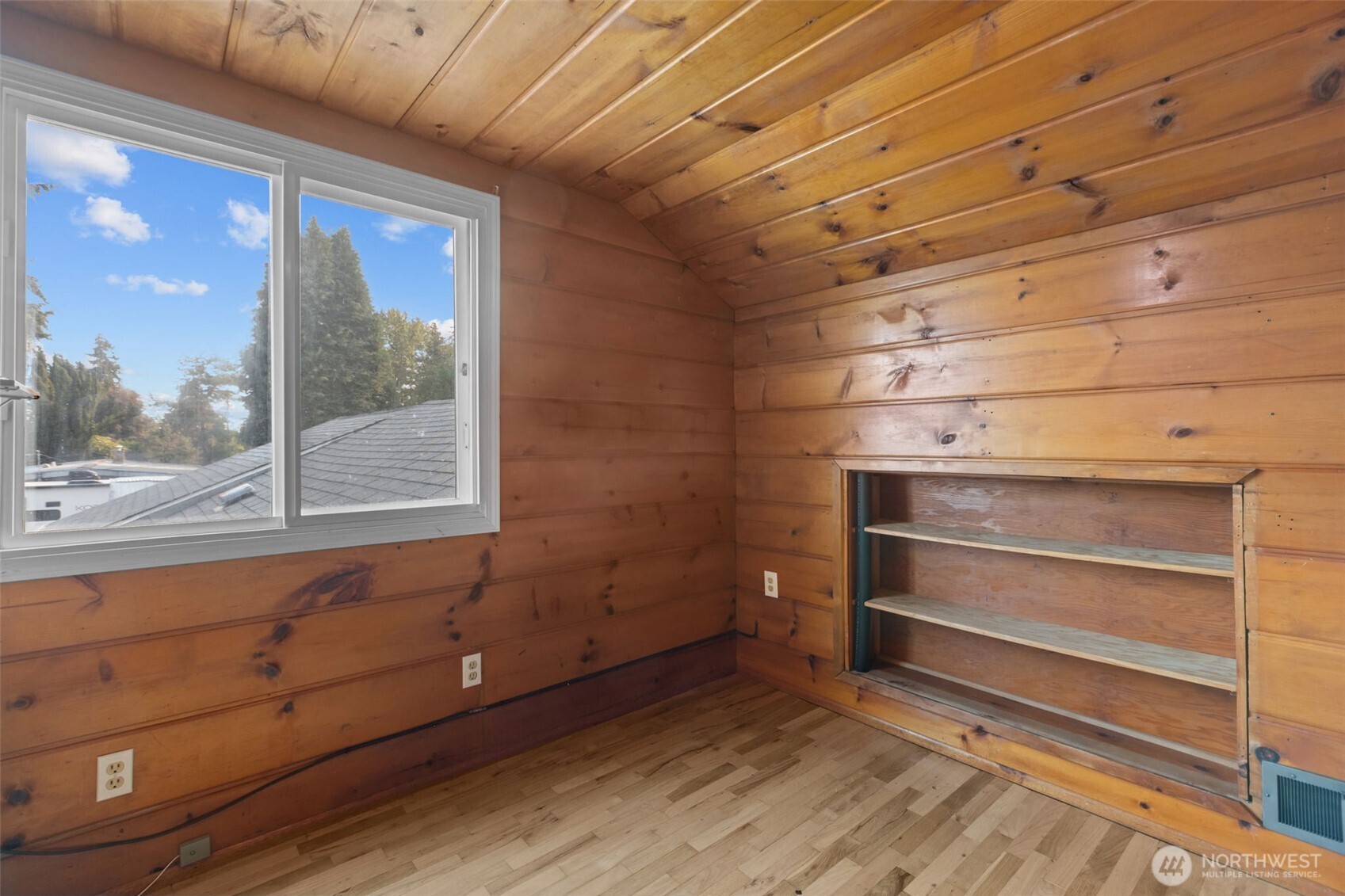 18806 4th Avenue Property Photo 35