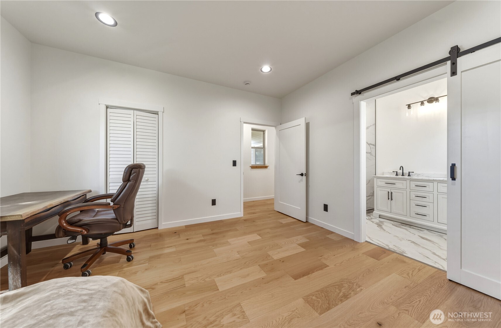 124 Murphy St Property Photo 15