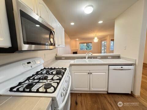 15414 35th Avenue 52 Property Photo 9