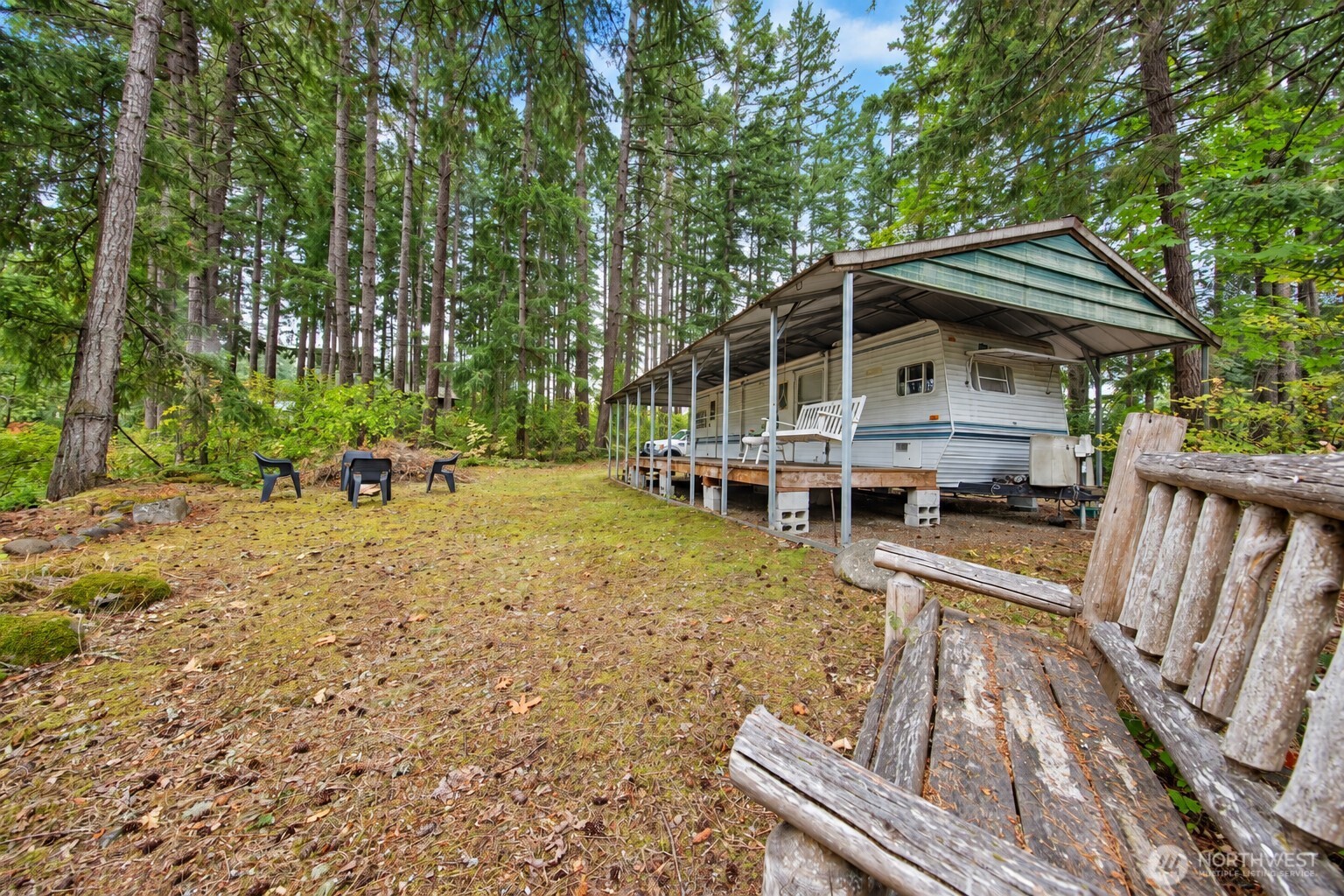 16302 Village Drive Property Photo 7