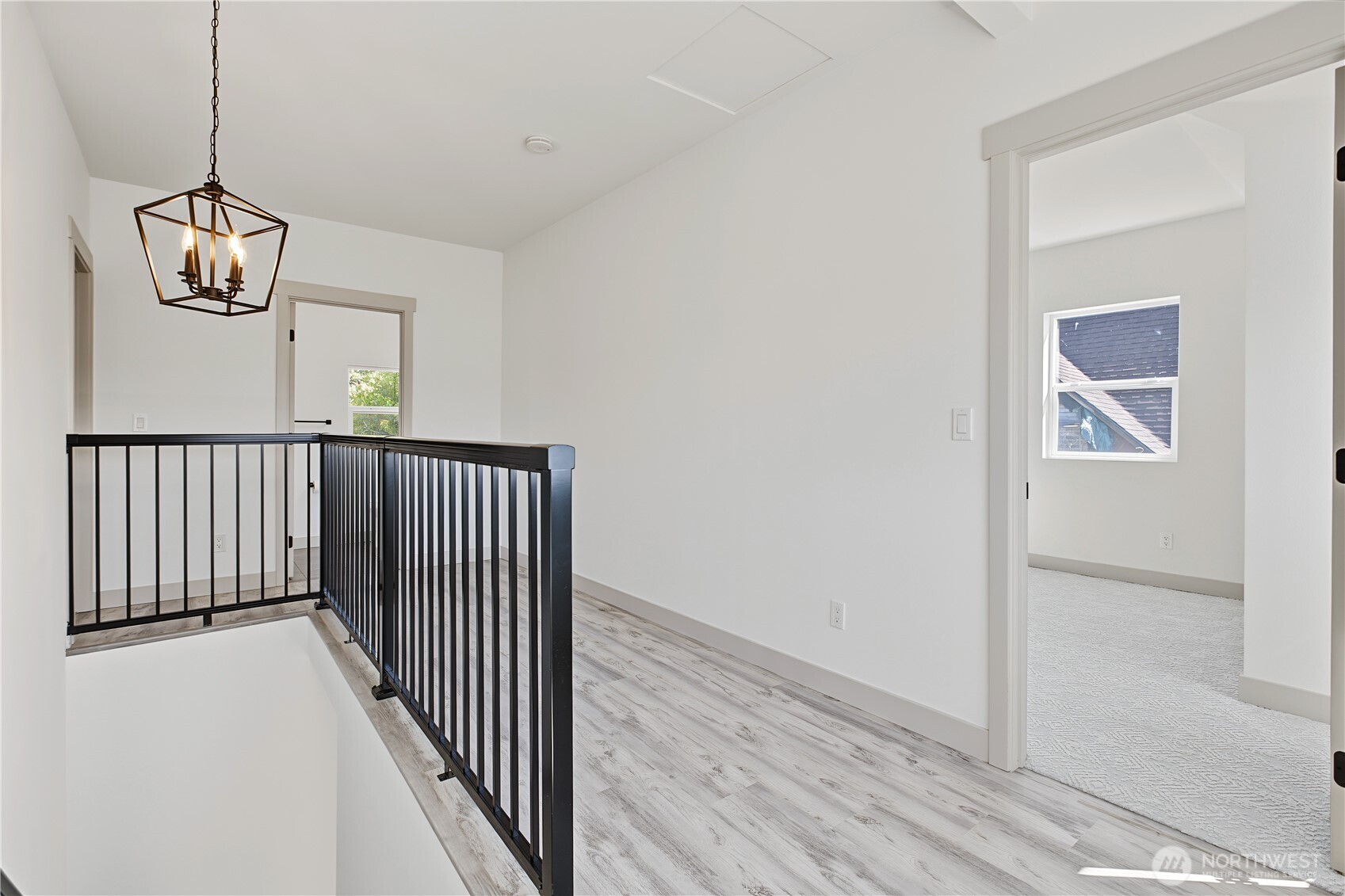 1905 Riverside Avenue Property Photo 12