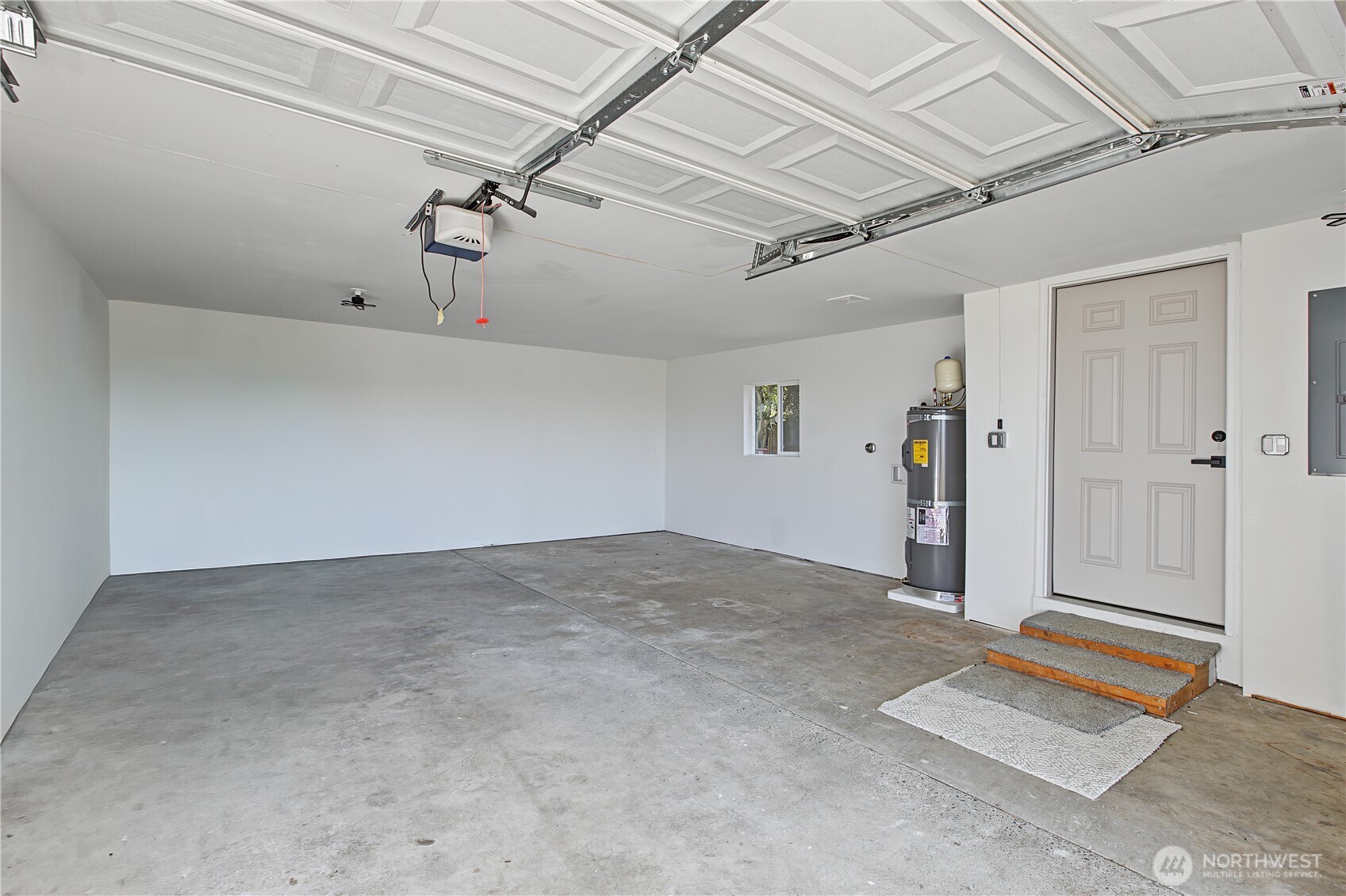 1905 Riverside Avenue Property Photo 27