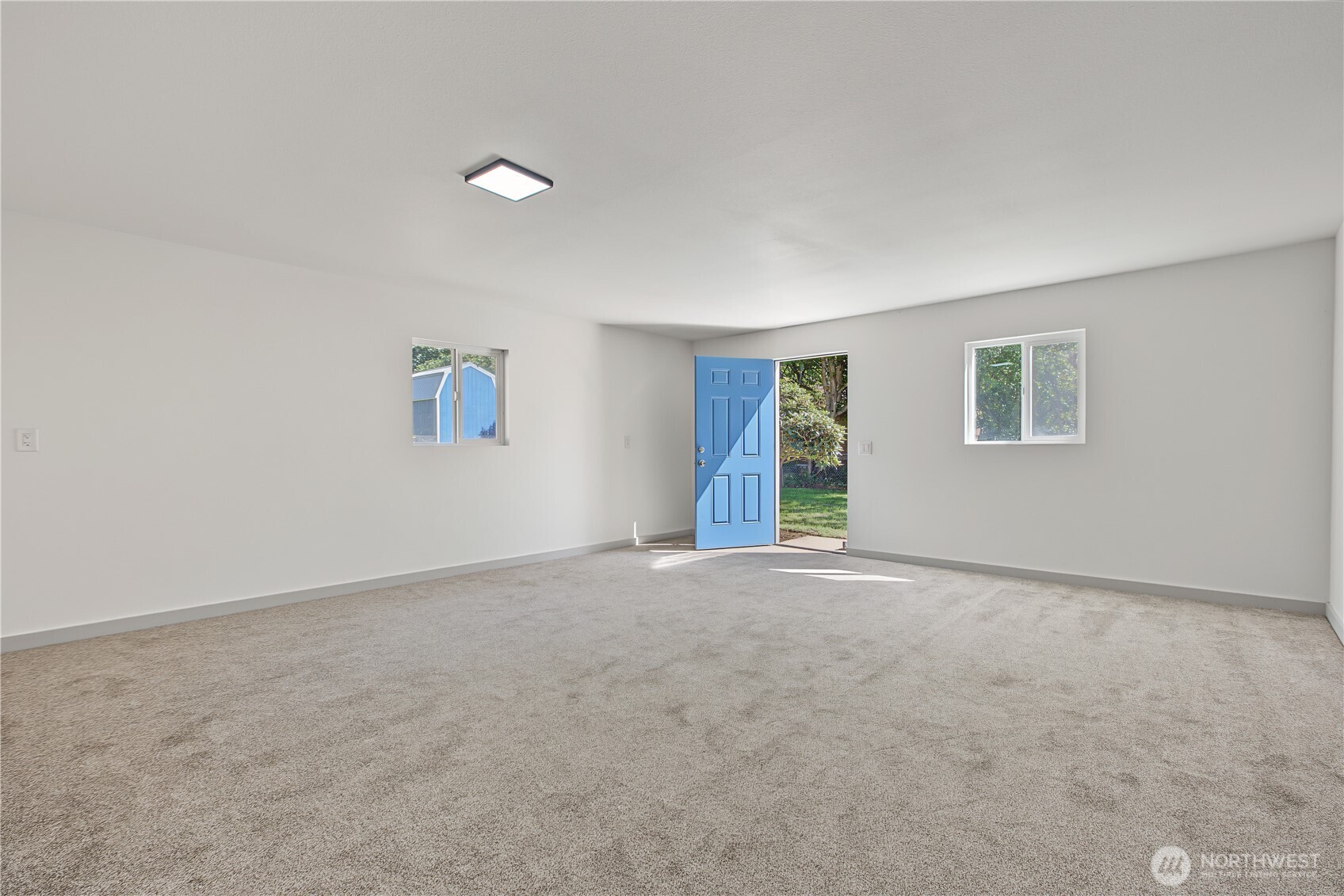 1905 Riverside Avenue Property Photo 29